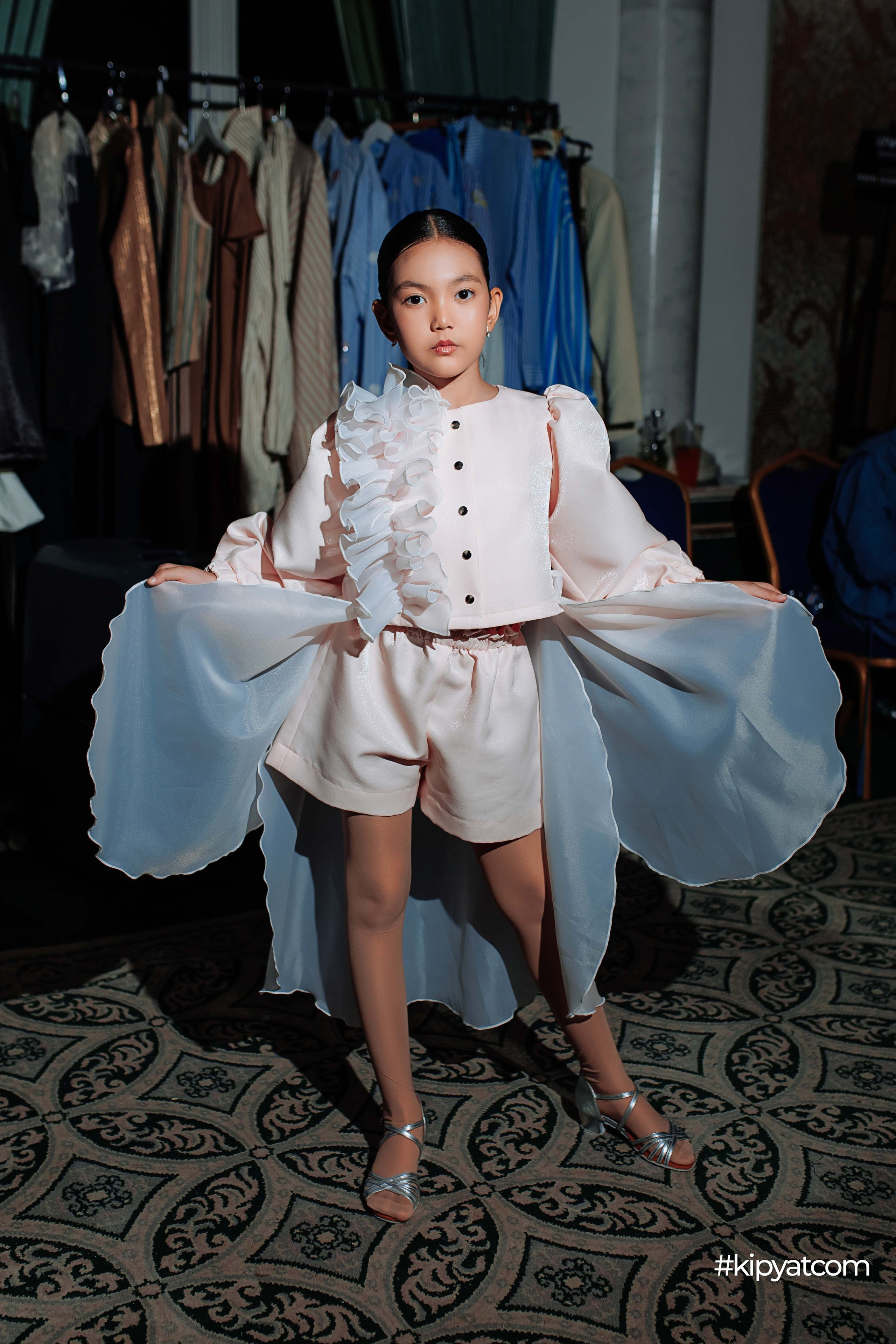 KAZAKHSTAN FASHION WEEK SHYMKENT «11 SEASON» KIDS. Кипятком Шымкент