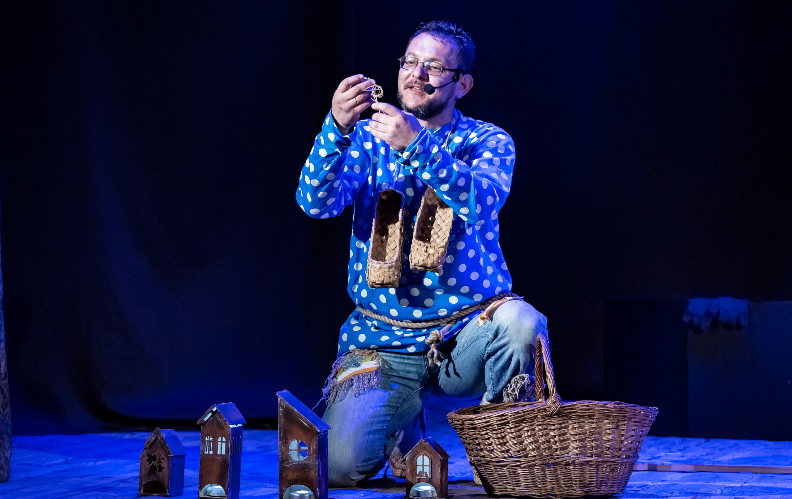 Лапотные сказки спектакль театра Саквояж. Фотограф в Сочи Юрий Шептаев