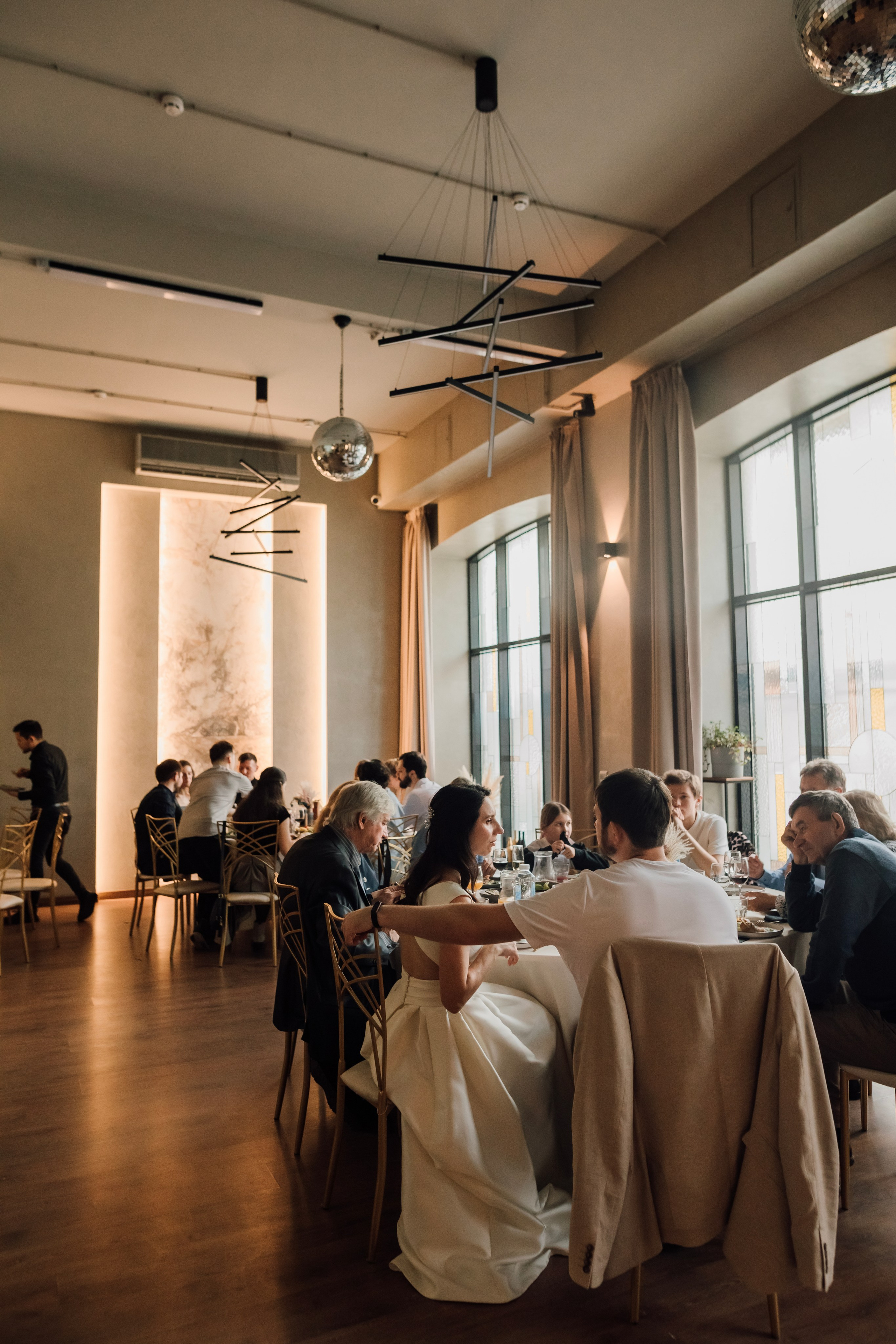 Таня и Миша. Свадьба в лофте. Свадебный и семейный фотограф в Москве Евгения Лисина