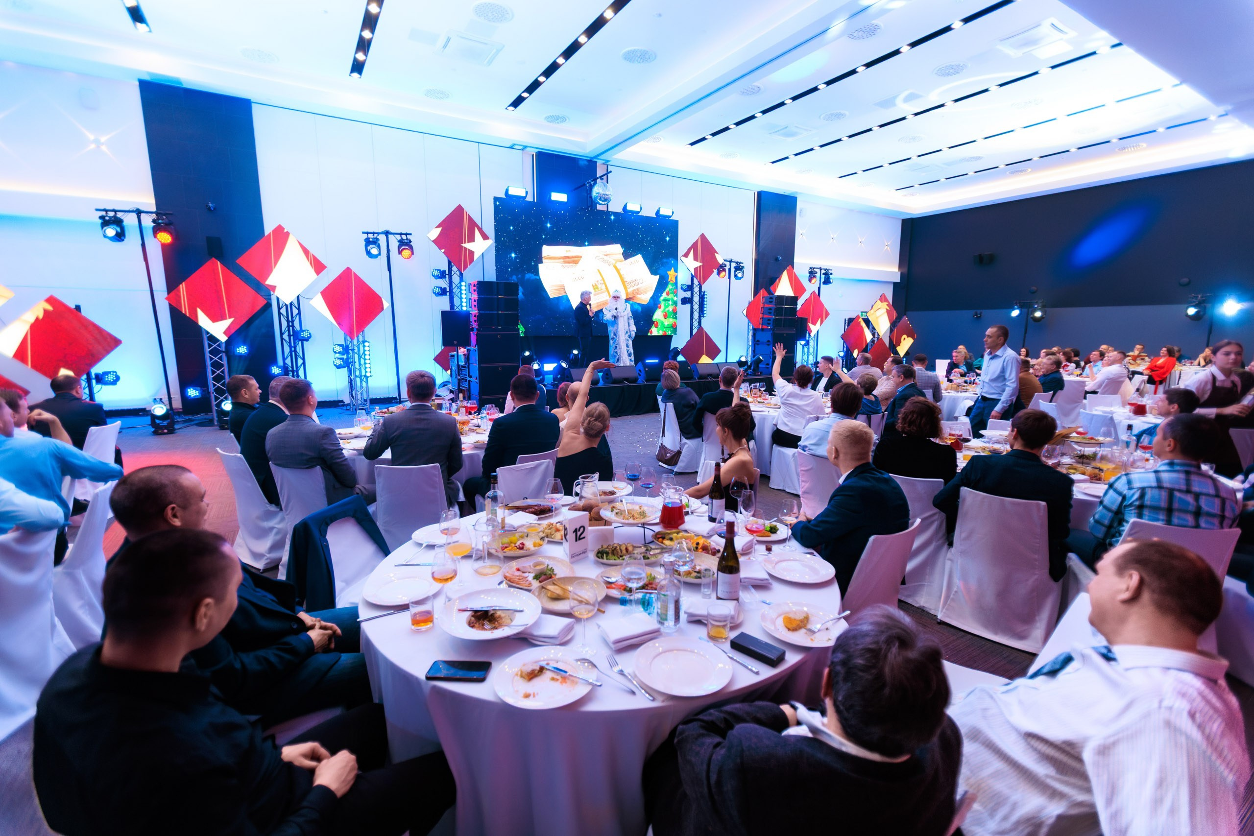 НПО «САУТ» | Новогодний корпоратив. Репортажный фотограф Екатеринбург | Яркий, качественный репортаж | Концерты, клубы, репортаж, праздники, корпоративы