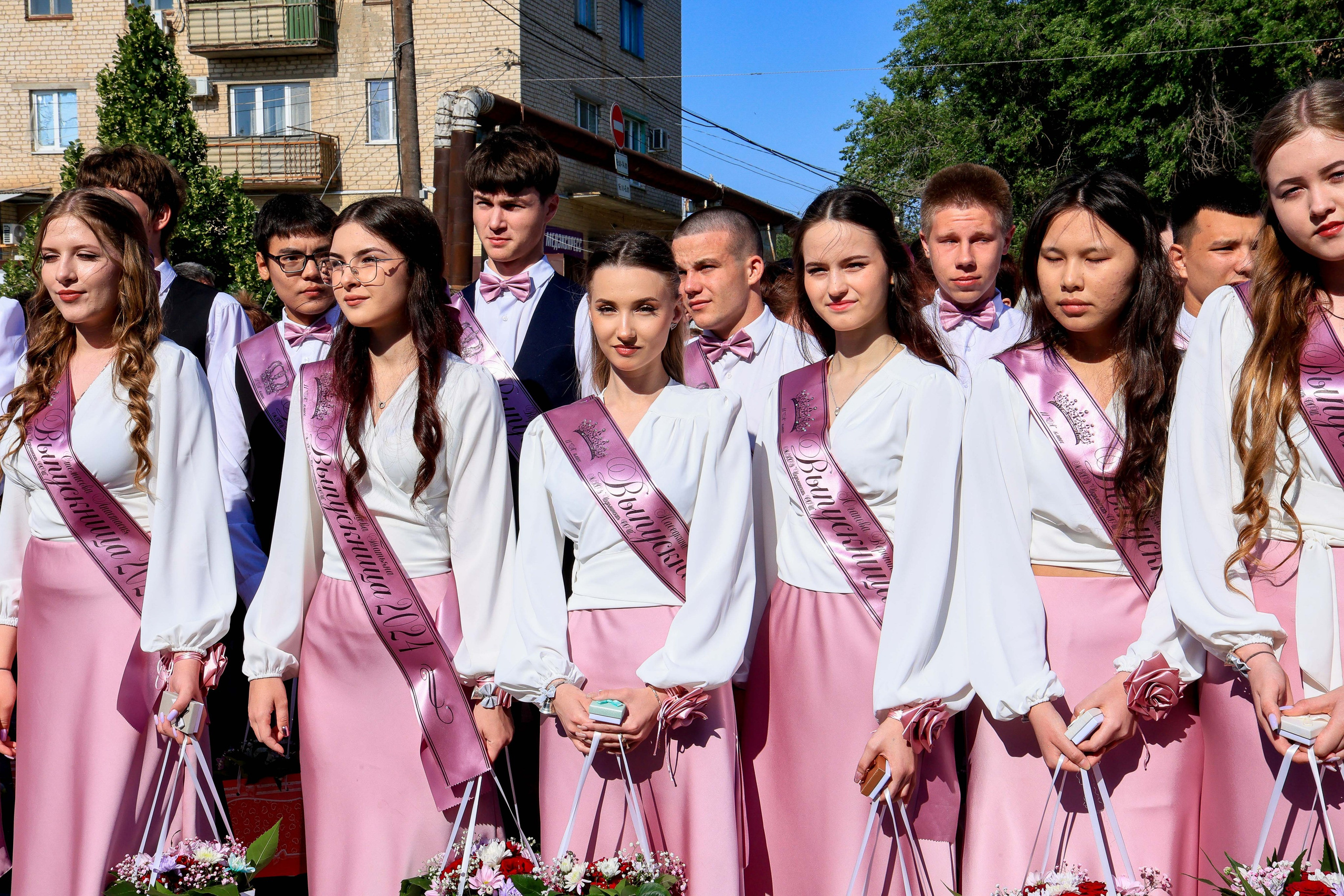 ШКОЛА ПОСЛЕДНИЙ ЗВОНОК. Свадебный фотограф — видеограф в г. Астрахань Екатерина Юмашева