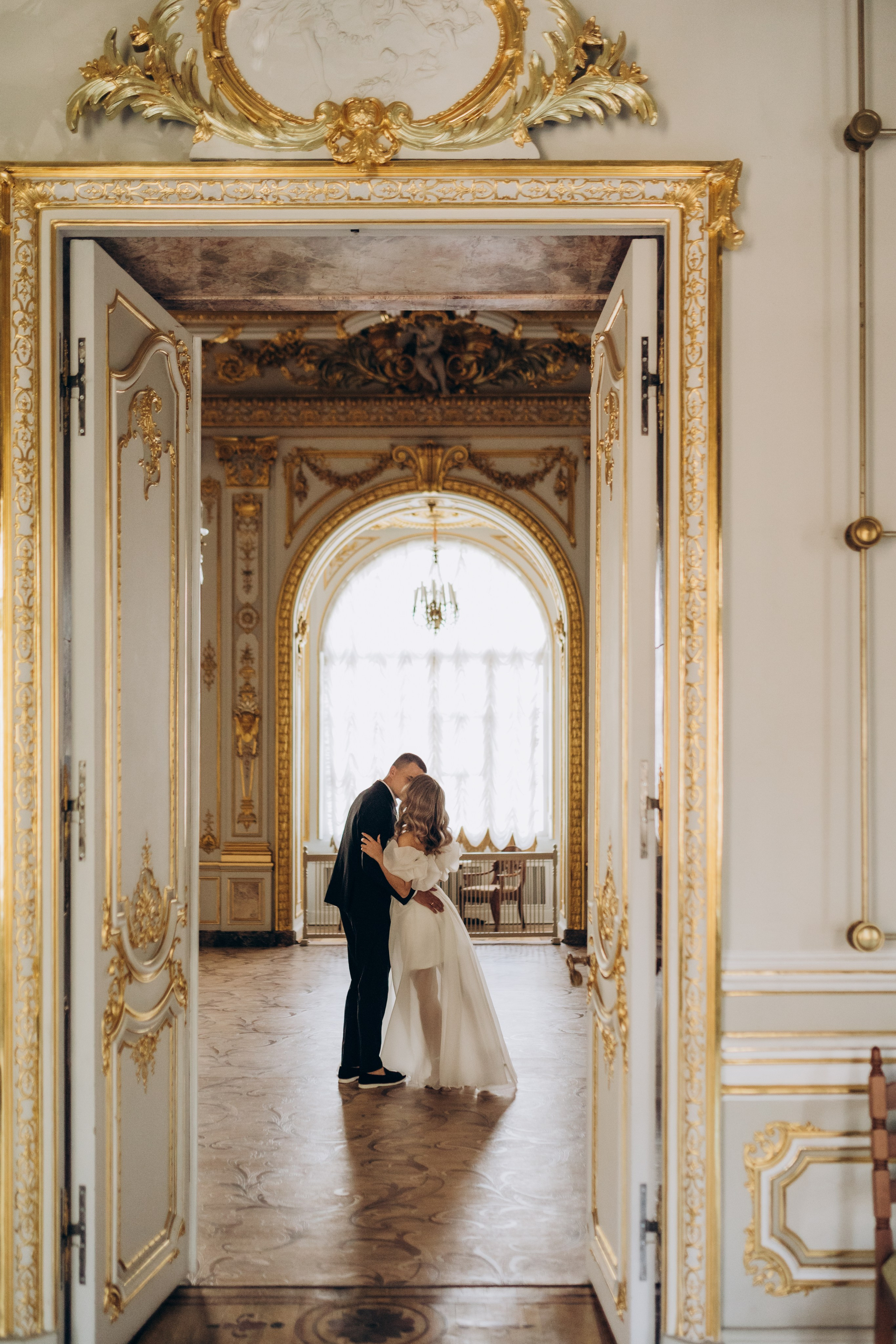 Дмитрий и Ангелина. Дом архитектора. Свадебный и love story фотограф в Санкт-Петербурге