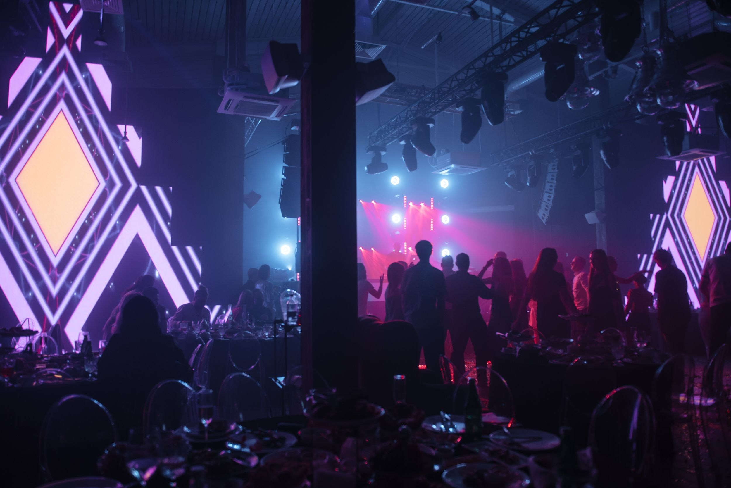 Организовать день рождения Ростов. Студия событий ДЕЙЗИ. Организация мероприятий. Свадебное агентство в Ростове-на-Дону. Свадебный организатор. Организация свадьбы под ключ