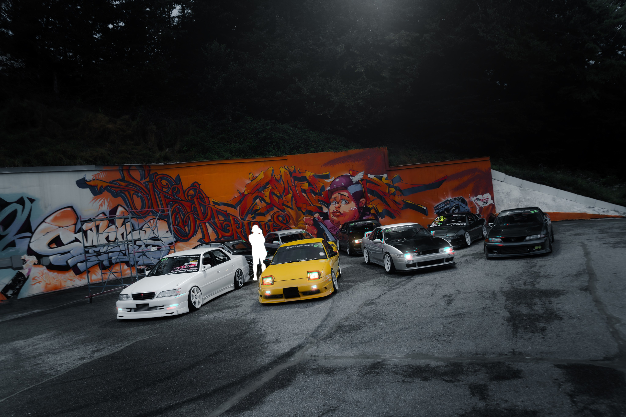 //GROUNDED2025. Автомобильный фотограф