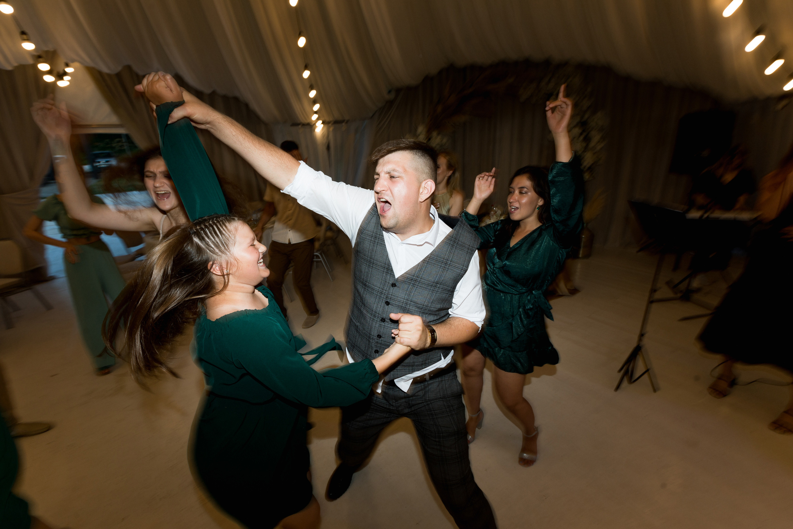 Репортажный и свадебный фотограф в Уфе Александр Тарасов