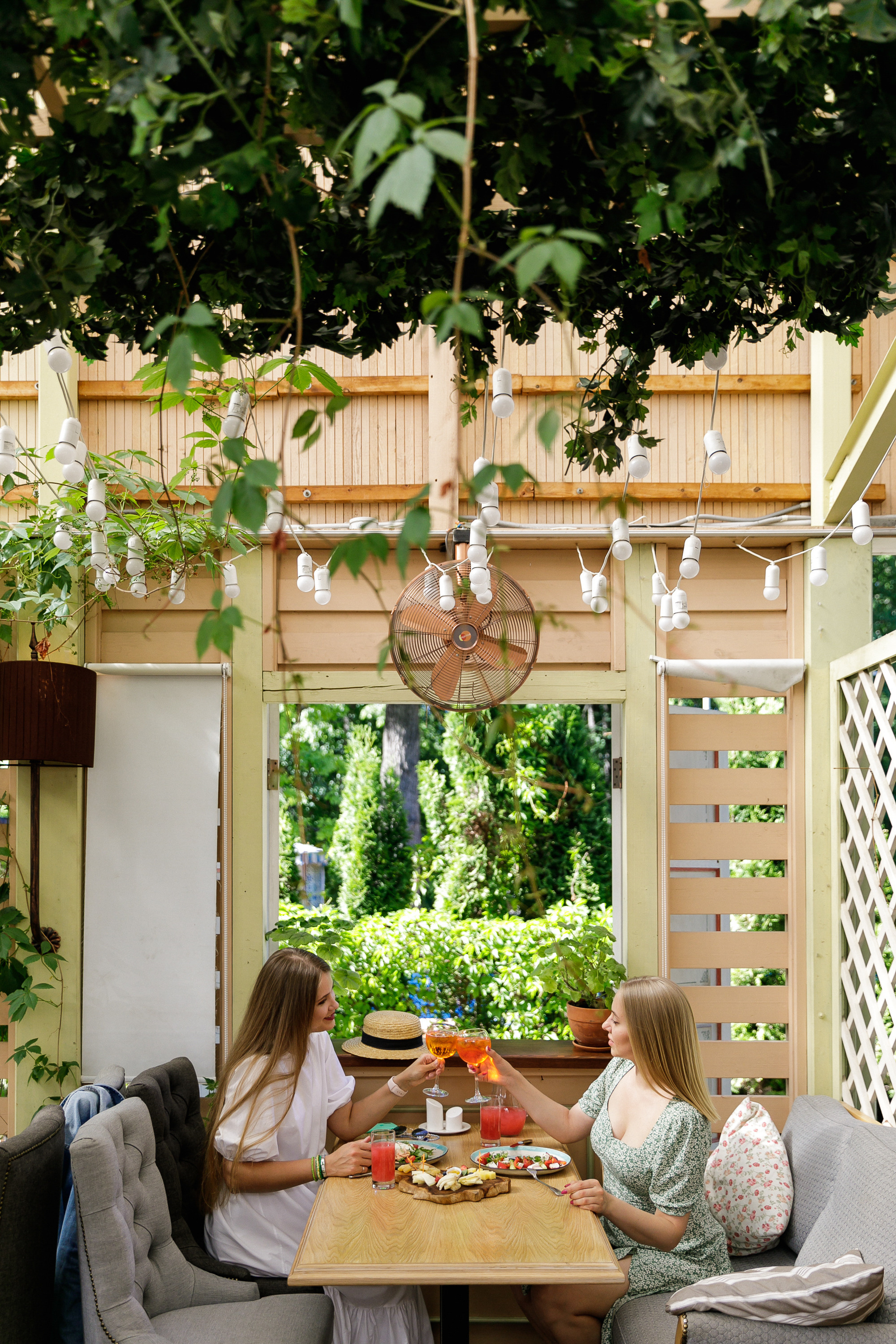 Ресторан Смородина. Репортажный и свадебный фотограф в Уфе Александр Тарасов