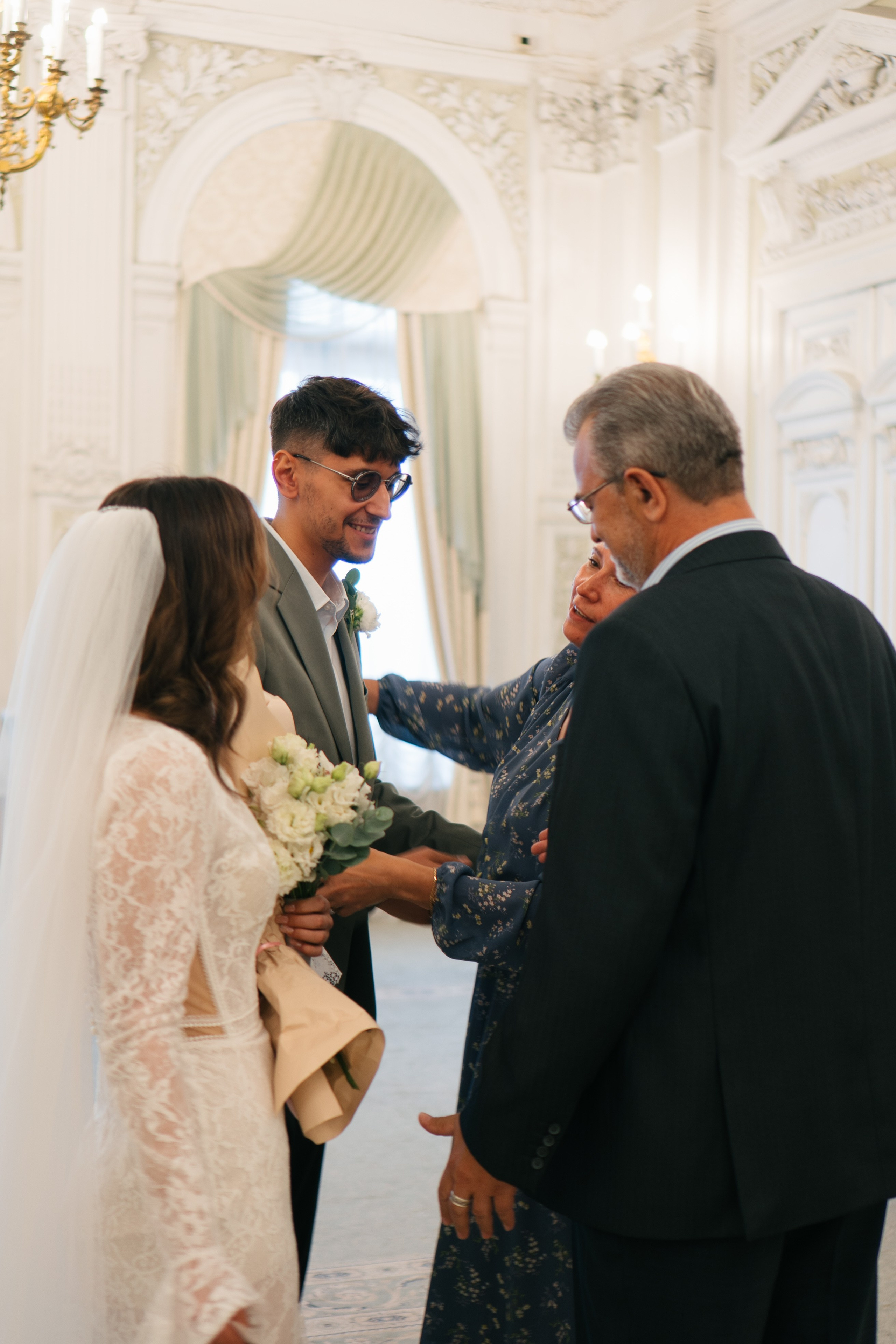 СЪЁМКИ В ПЕРВОМ ДВОРЦЕ ПРОГУЛКА И СТУДИЯ. Профессиональный фотограф, Санкт-Петербург — Виктория Богомолова