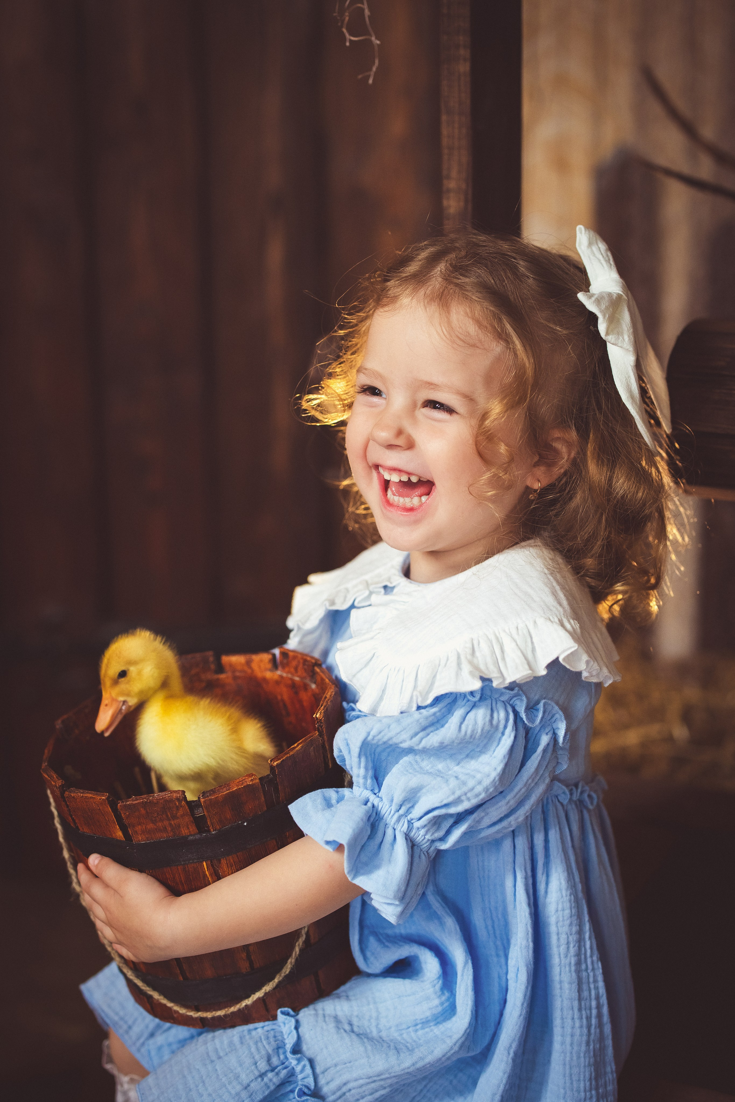 Пасхальный фотопроект с козочкой и утятами, в фотостудии «Эль» 2024 г. Семейный и детский фотограф в Краснодаре Анна Трашкова