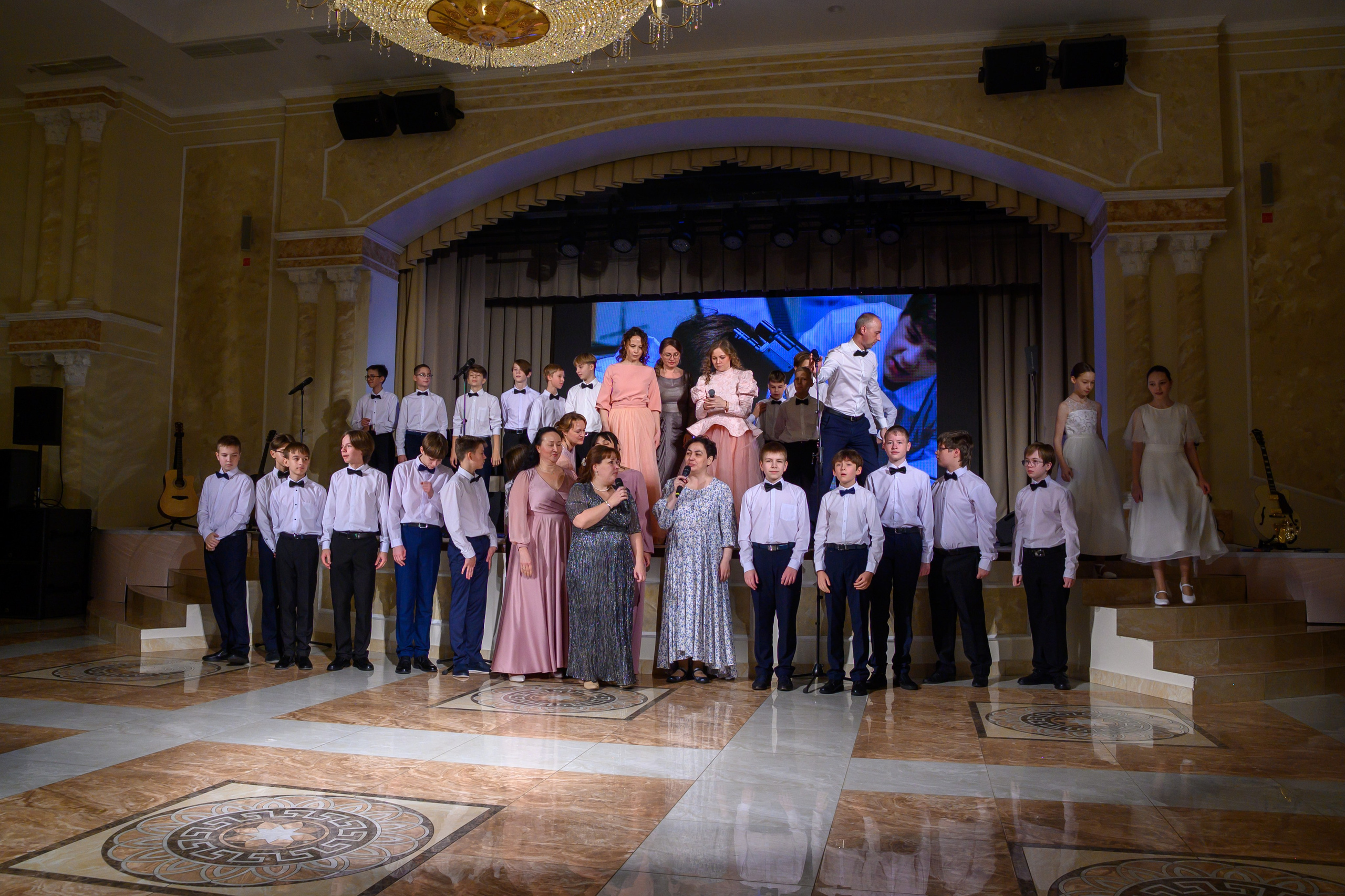 Бал ФМШ 7 класс. Фотограф новорожденных, семейный детский в Тюмени Татьяна Морозова