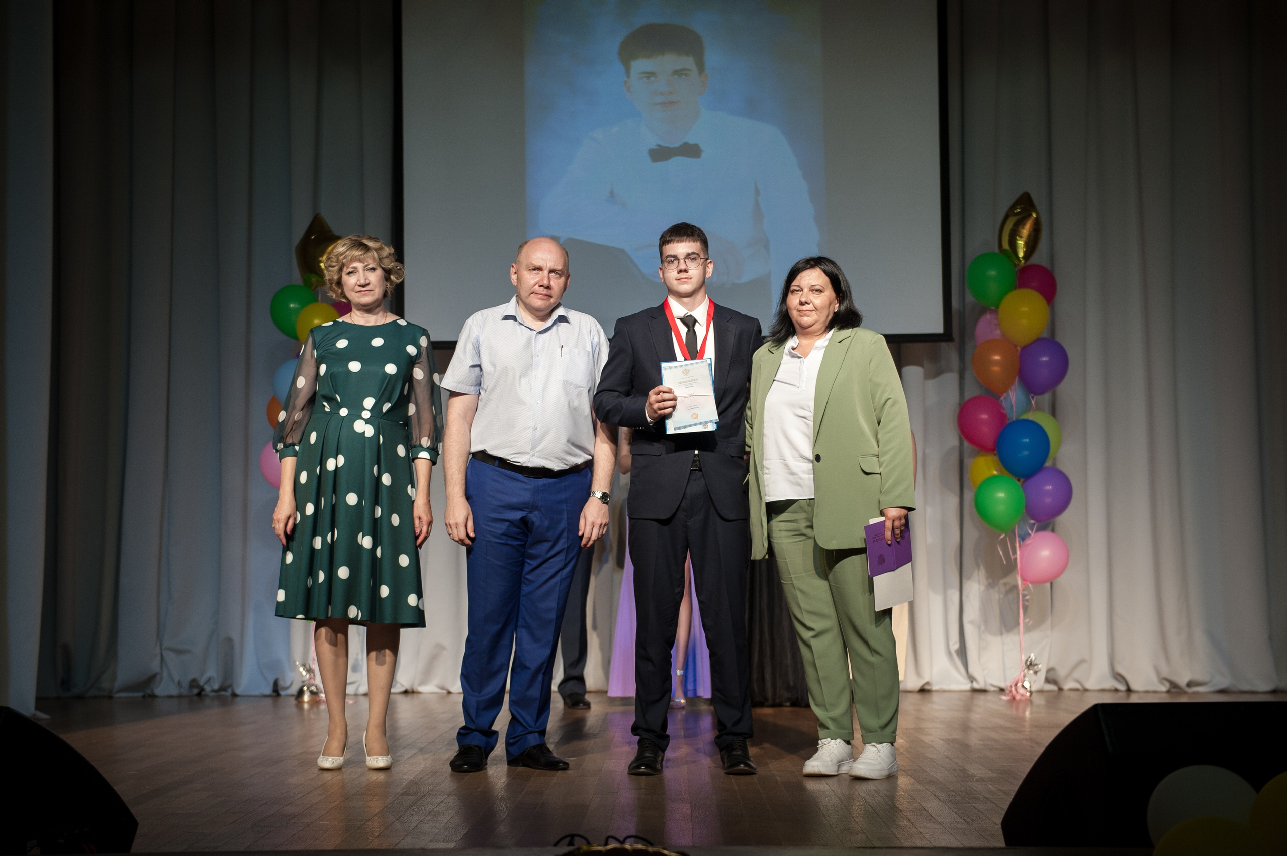 Выпускной. Выпускной альбом Чехов, Подольск, Москва