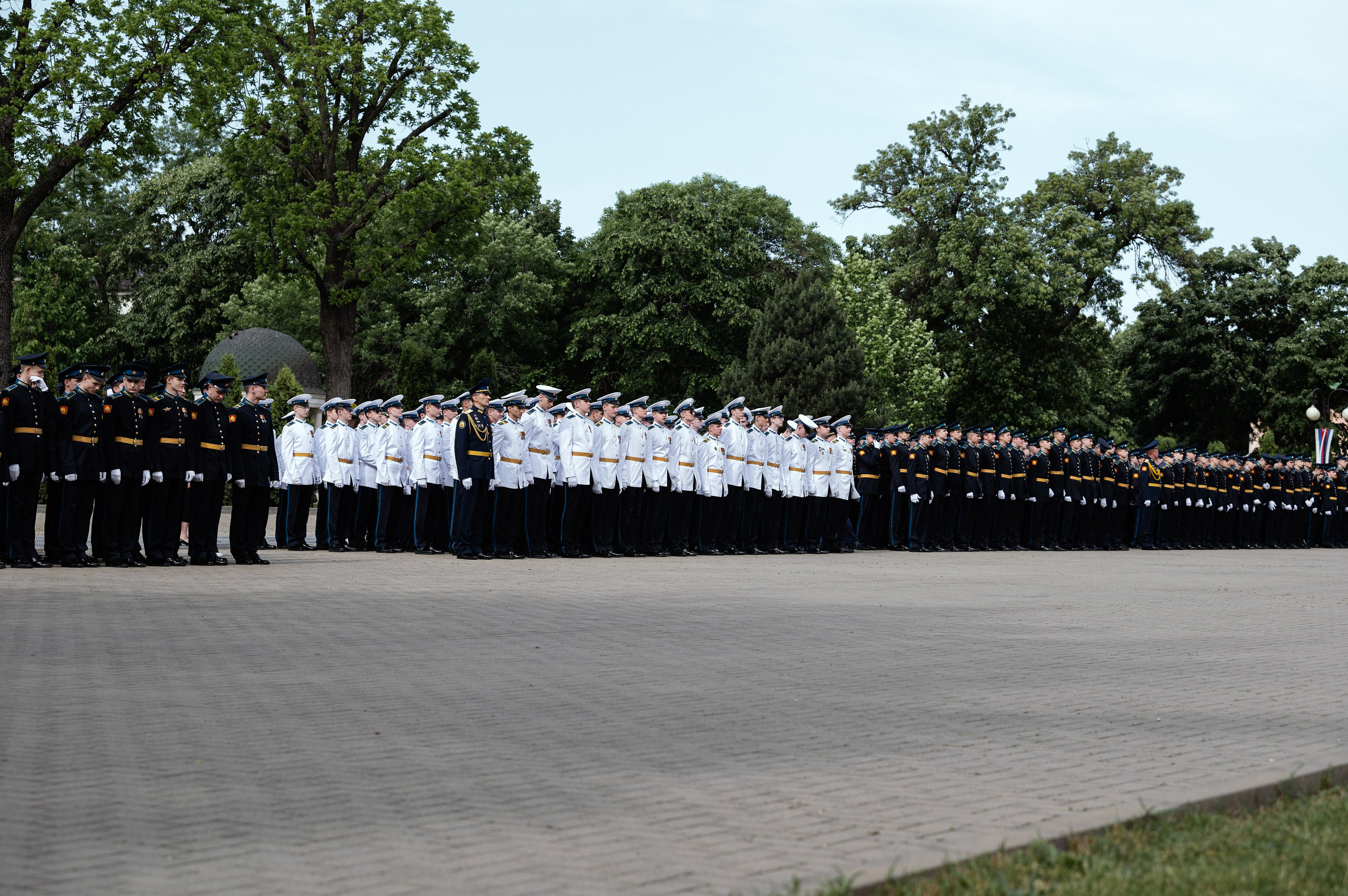 Последний звонок. Краснодарское Кадетское училище. Профессиональная фотосессия в Краснодаре | Фотограф Денис Труфанов