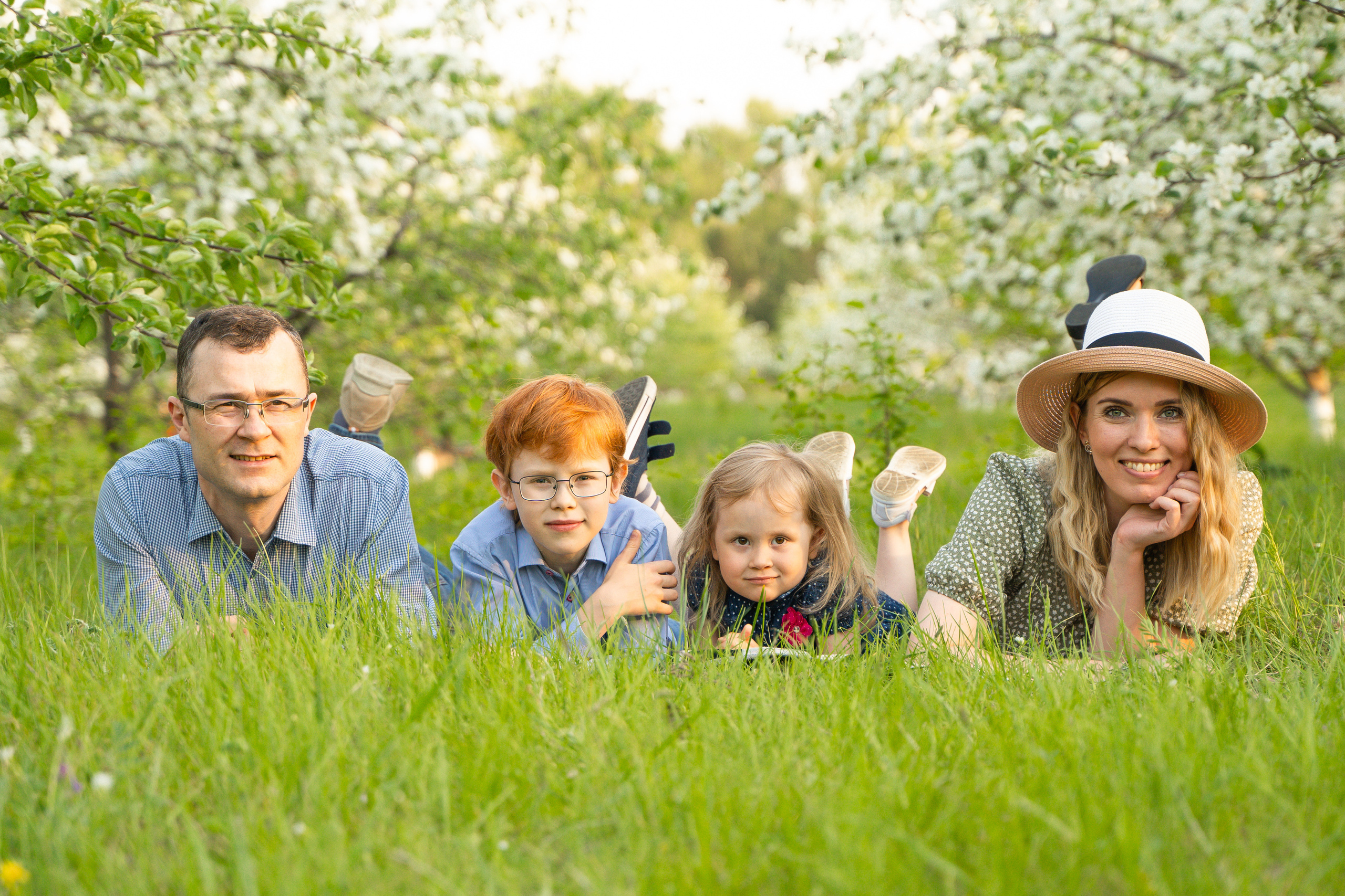 Семейная весенняя. Выпускные альбомы для детского сада и школы в Красноярске Мария Русяев