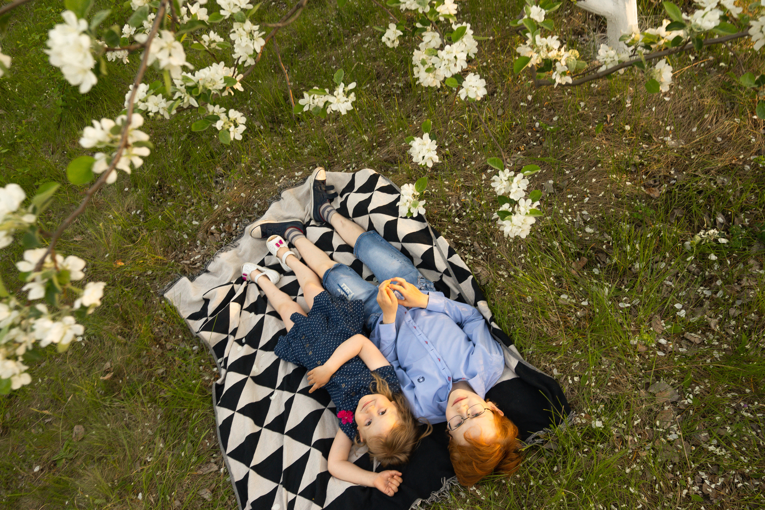 Семейная весенняя. Выпускные альбомы для детского сада и школы в Красноярске Мария Русяев