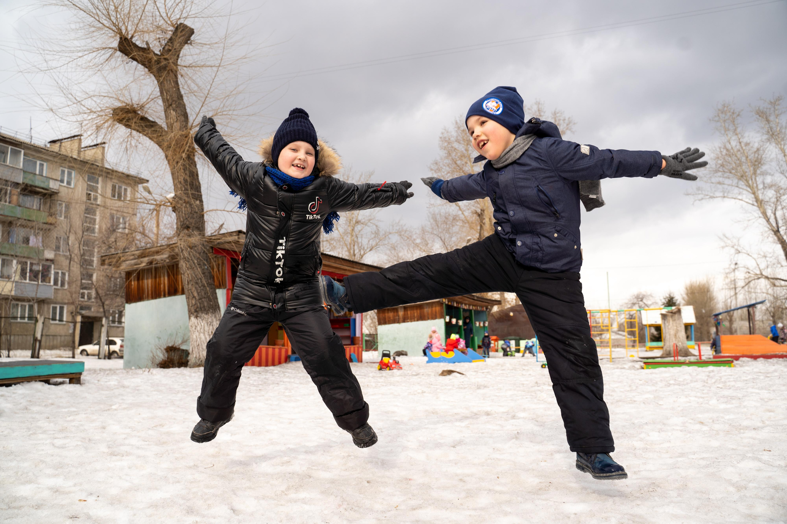 Выпускные альбомы для детского сада и школы в Красноярске Мария Русяев