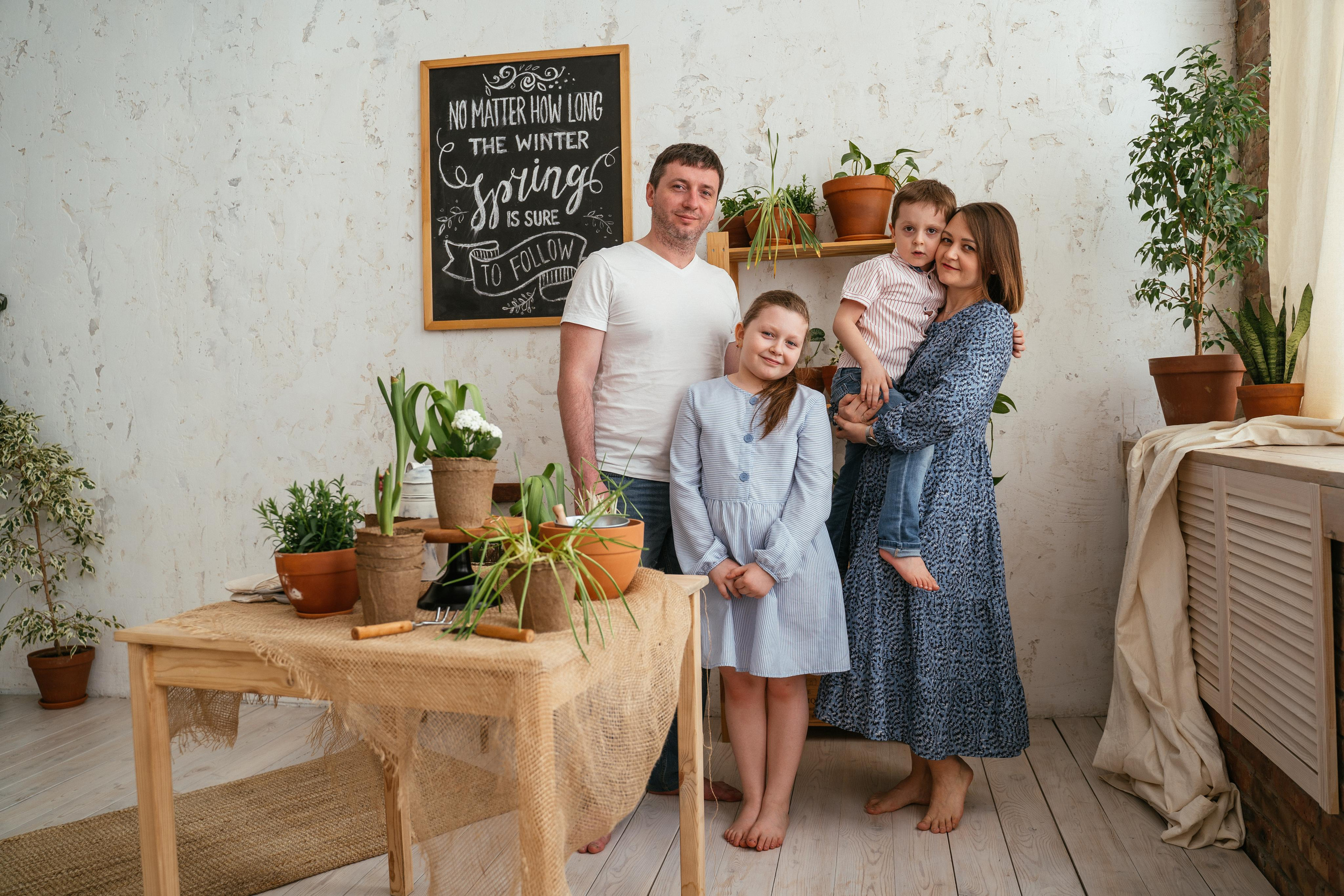 Семейная в студии. Выпускные альбомы для детского сада и школы в Красноярске Мария Русяев