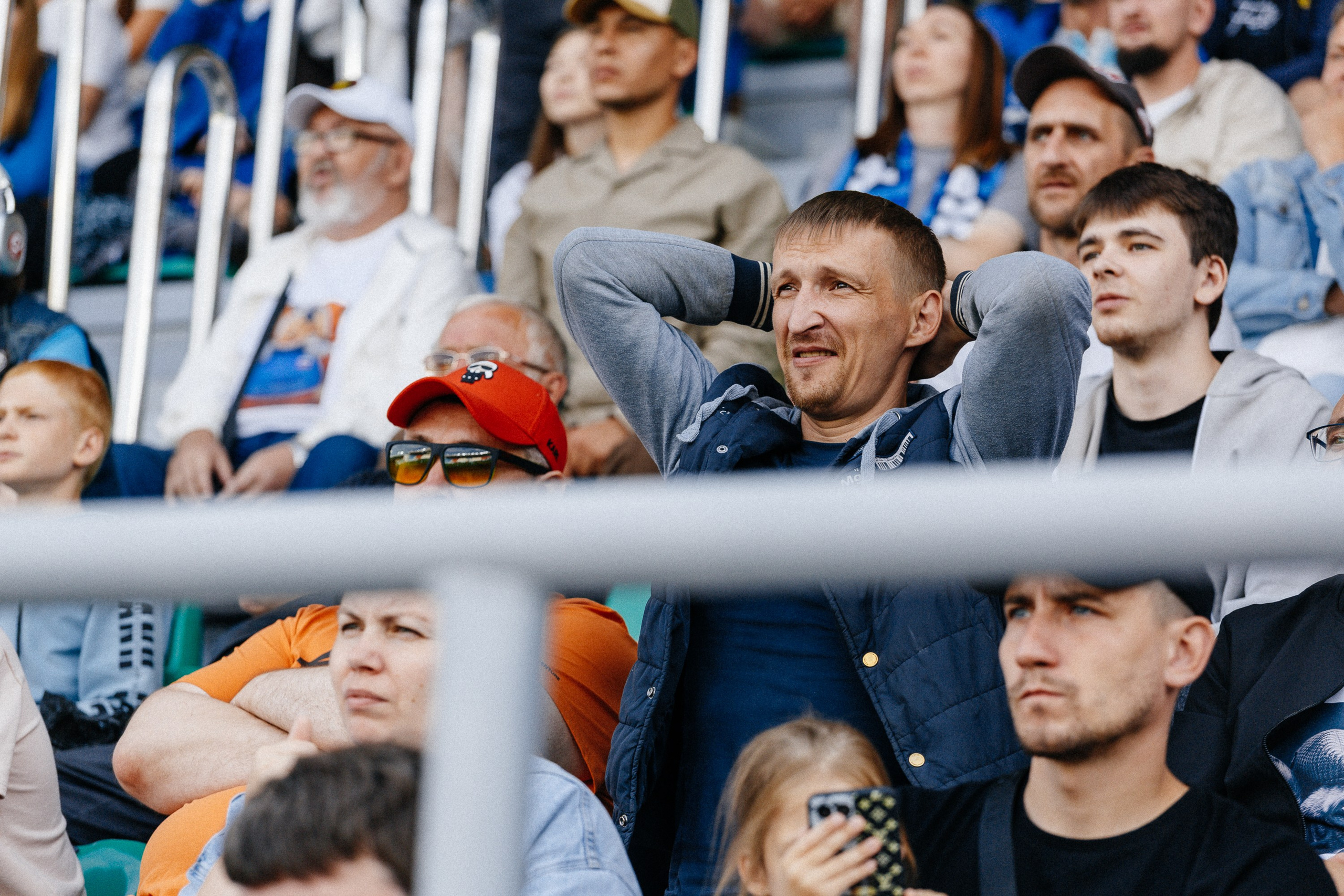 ФК ЧЕЛЯБИНСК Х ФК ВОЛГА. Репортажный фотограф Макс Брагин