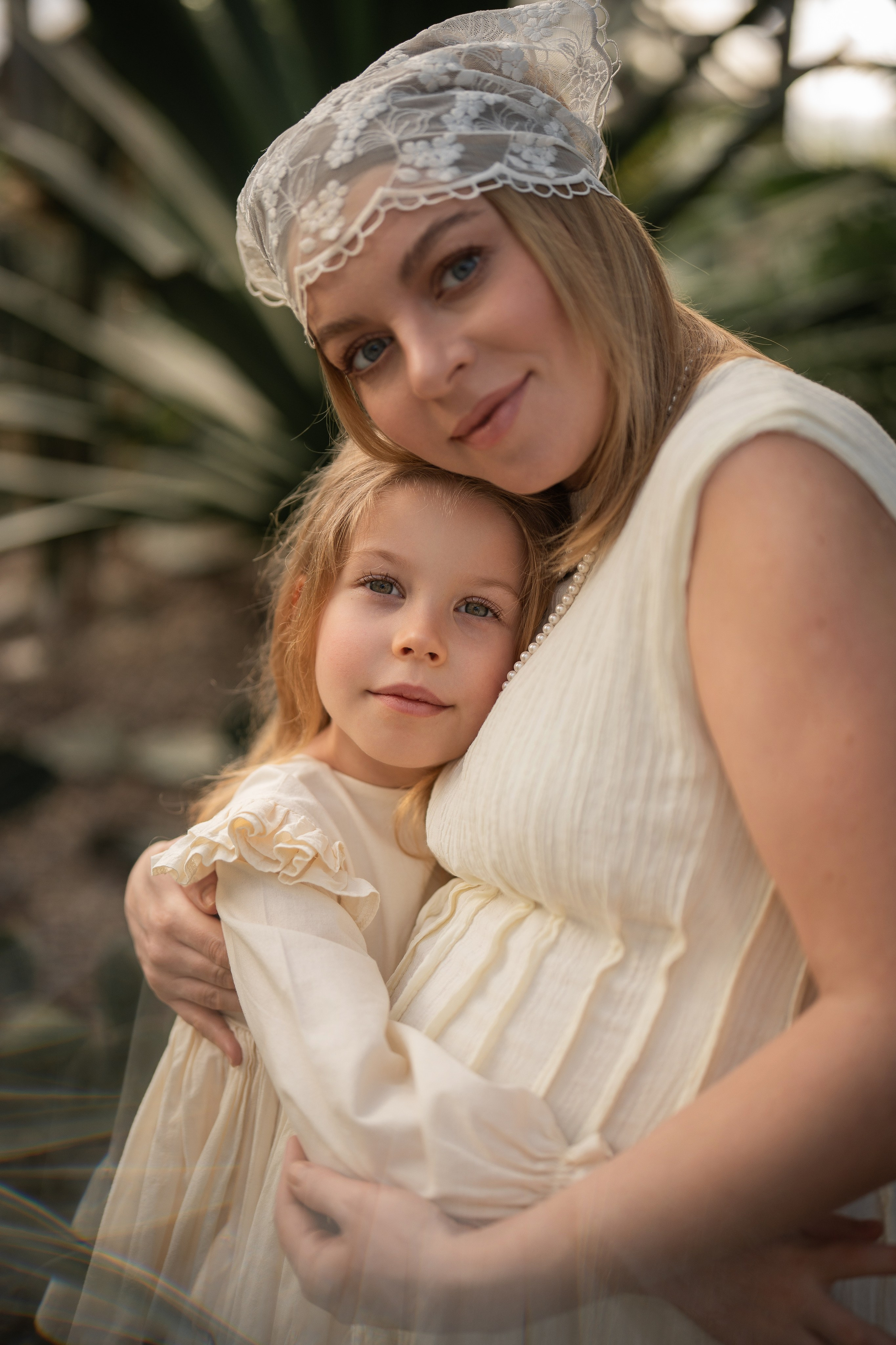 Василек с мамой. Фондовая оранжерея. Семейный и детский фотограф в Сергиев Посаде, Хотьково Якимчук Любовь