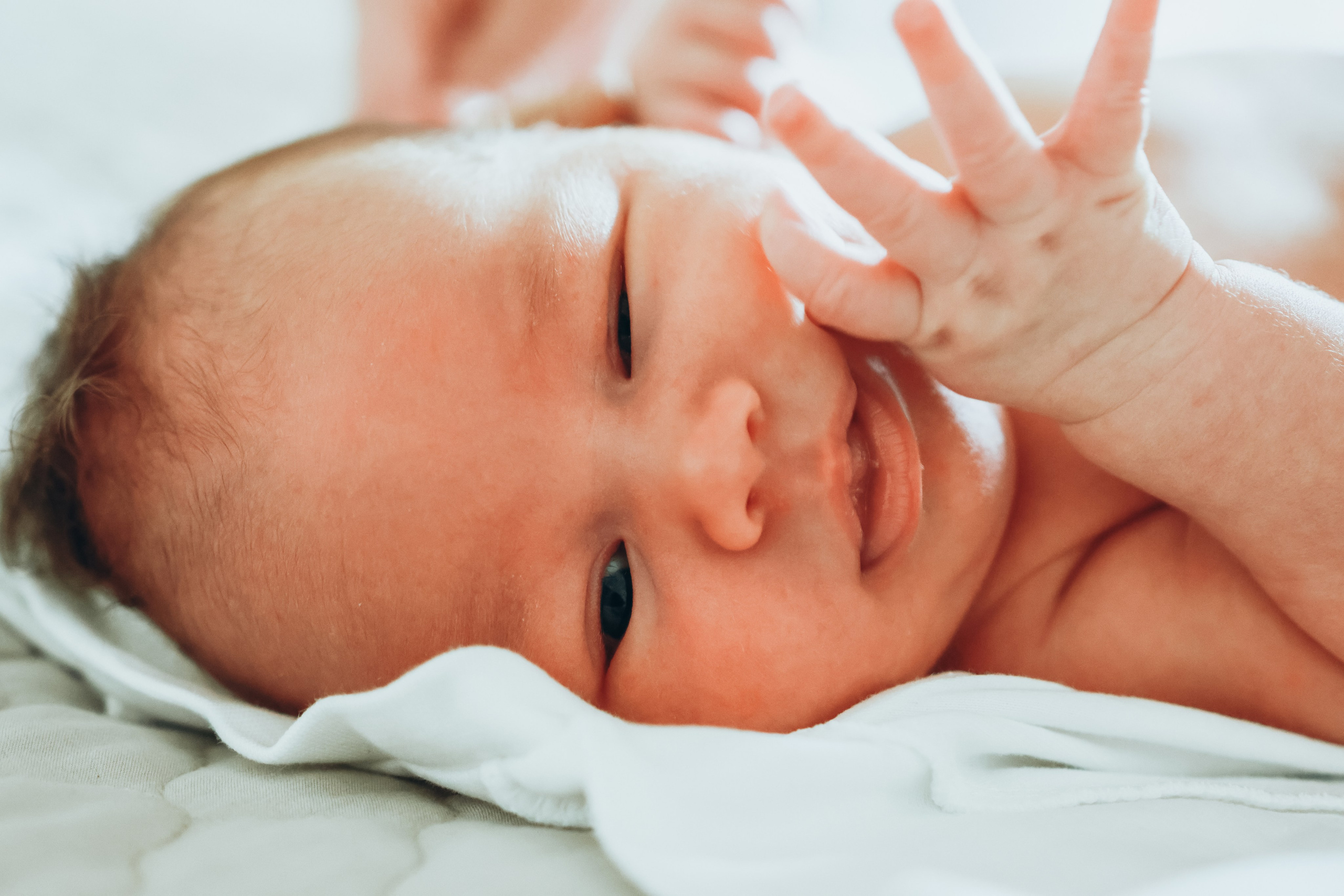 Домашняя семейная фотосессия с новорожденным. Фотограф в Екатеринбурге Пойгина Елена