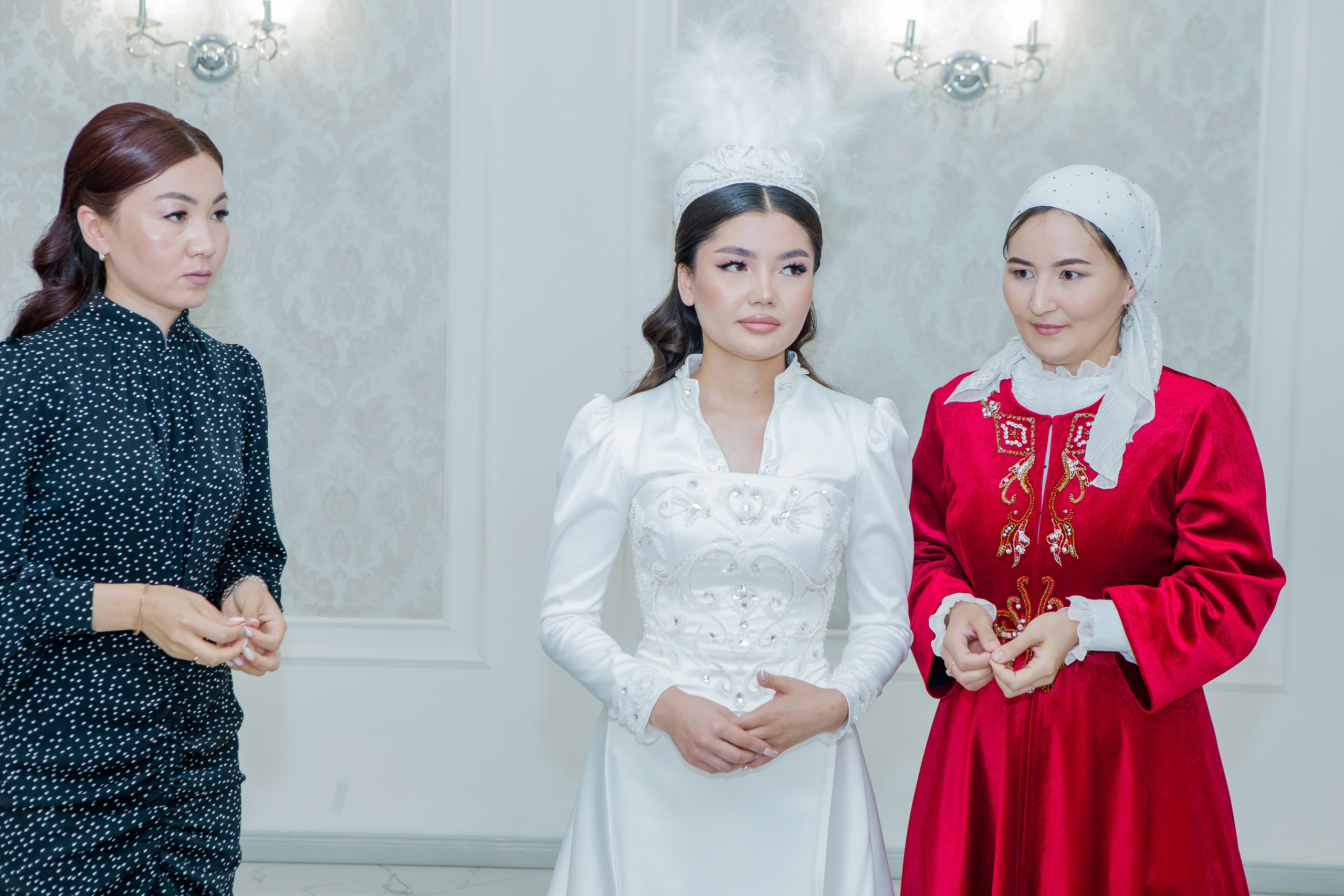 QYZ UZATU ZHADYRA. Свадебный и репортажный фотограф в Астане T.Yertay «Nomad media»