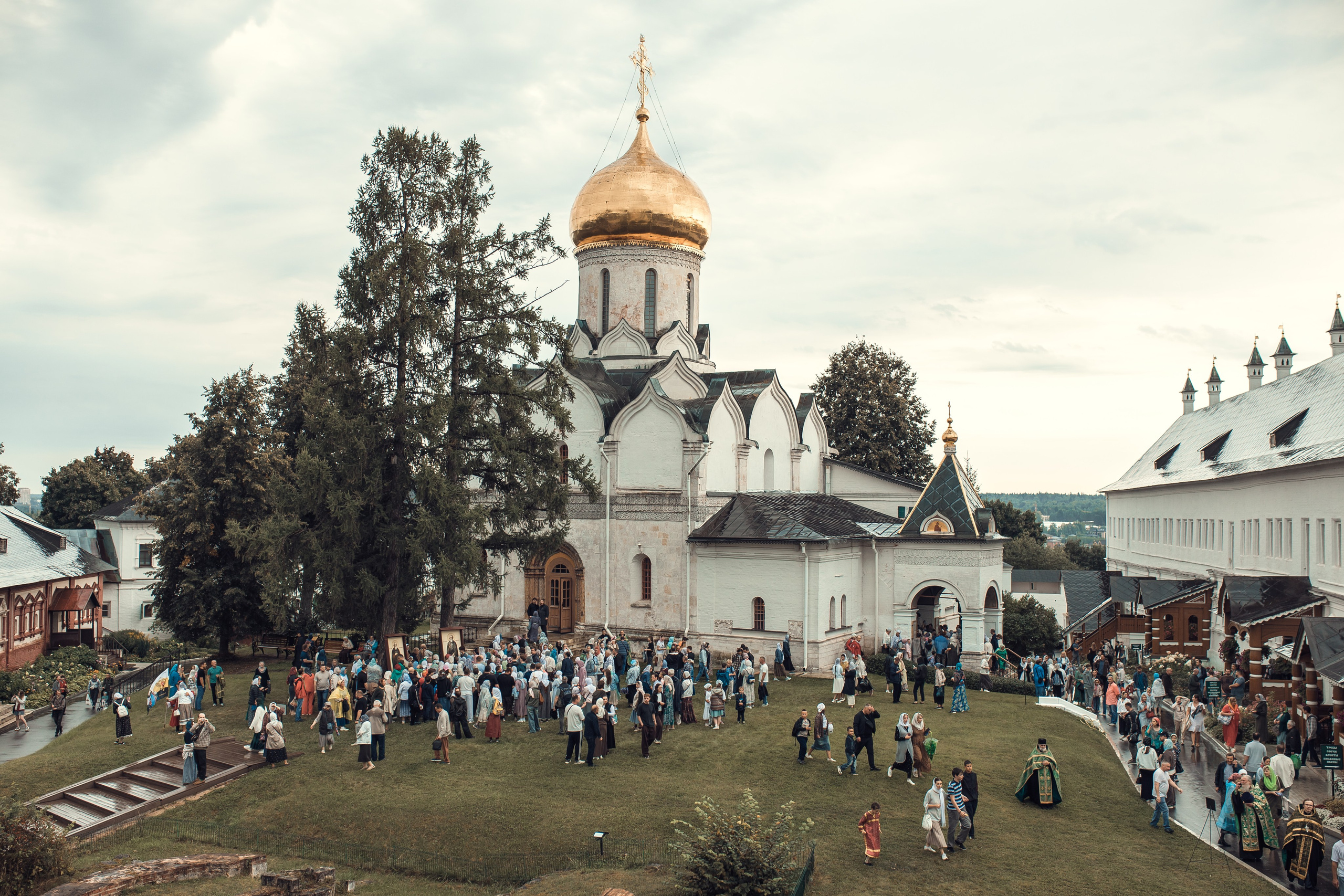 Крестный ход в честь второго обретения и перенесения мощей Саввы Сторожевского.Звенигород. Артеменкова Анна Фотограф