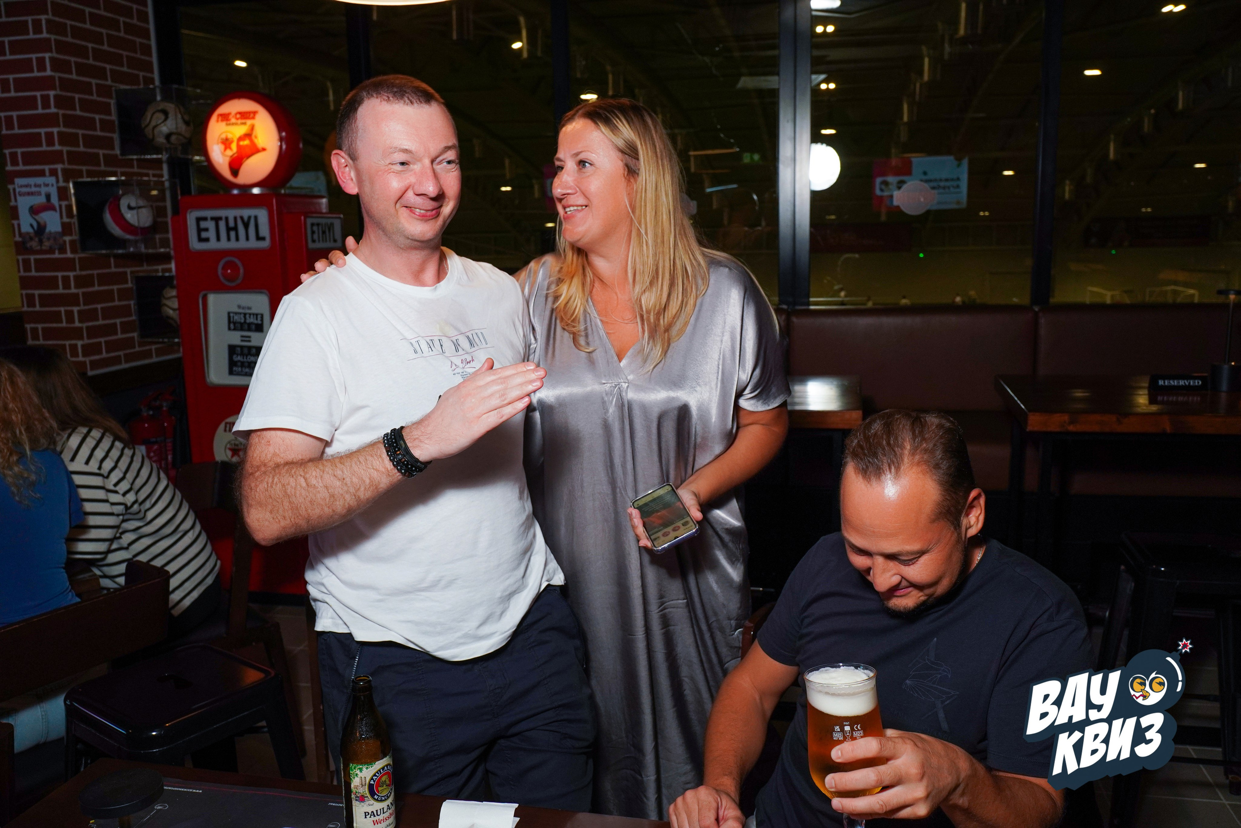 WOW QUIZ DUBAI. Фото | Видео Контент Мишель Ватаманюк