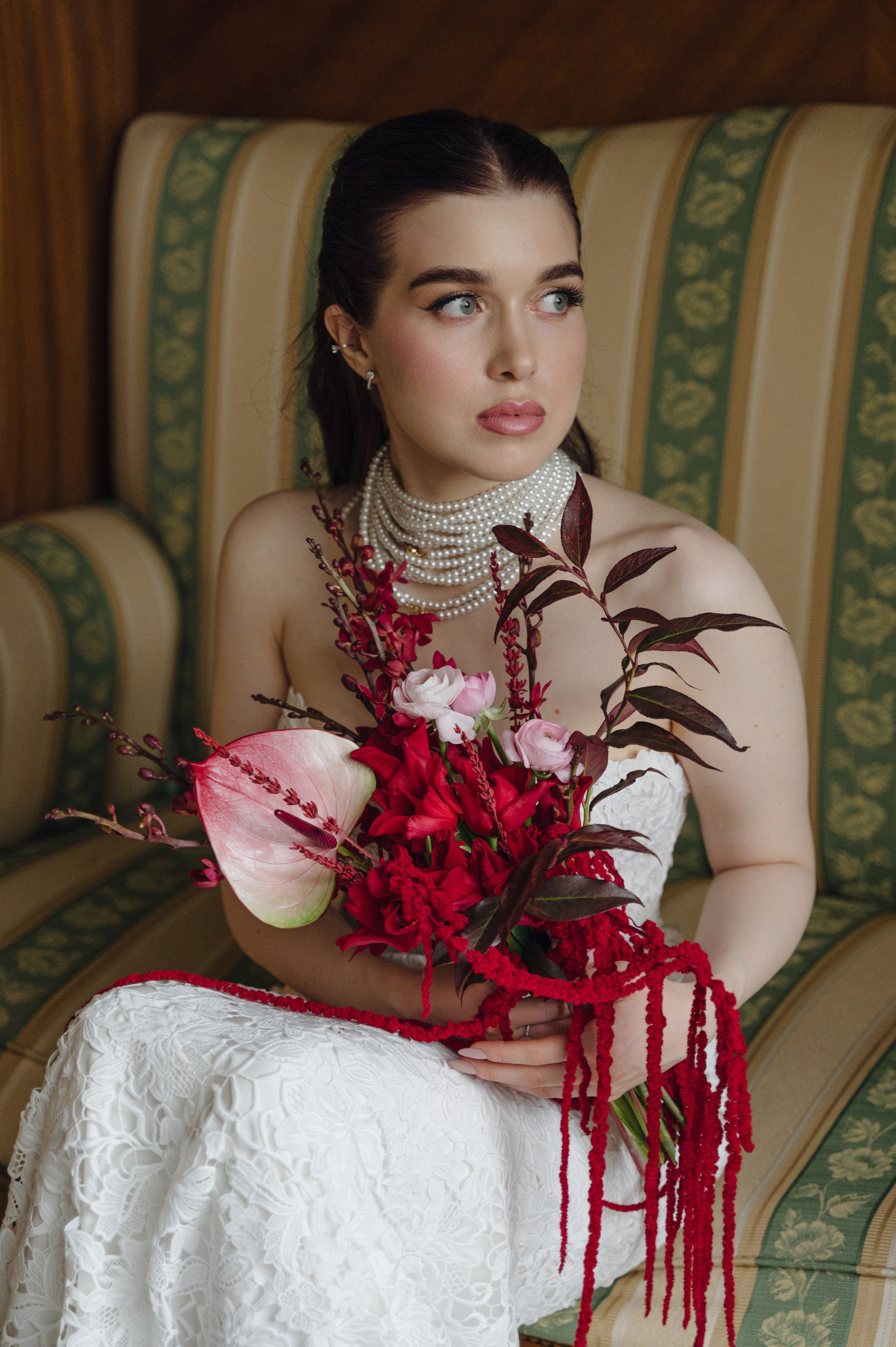 Денис и Анастасия. Метрополь и Особняк Спиридонова. Свадебный фотограф Москва и Санкт-Петербург. Анастасия Чудина