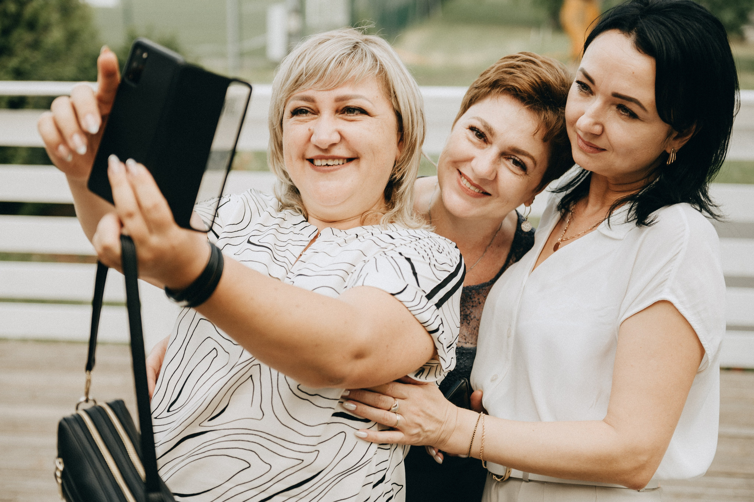 Свадебные фотографии. Фотограф в Барнауле Дарья Бутурлакина. Люби.Цени.Касайся