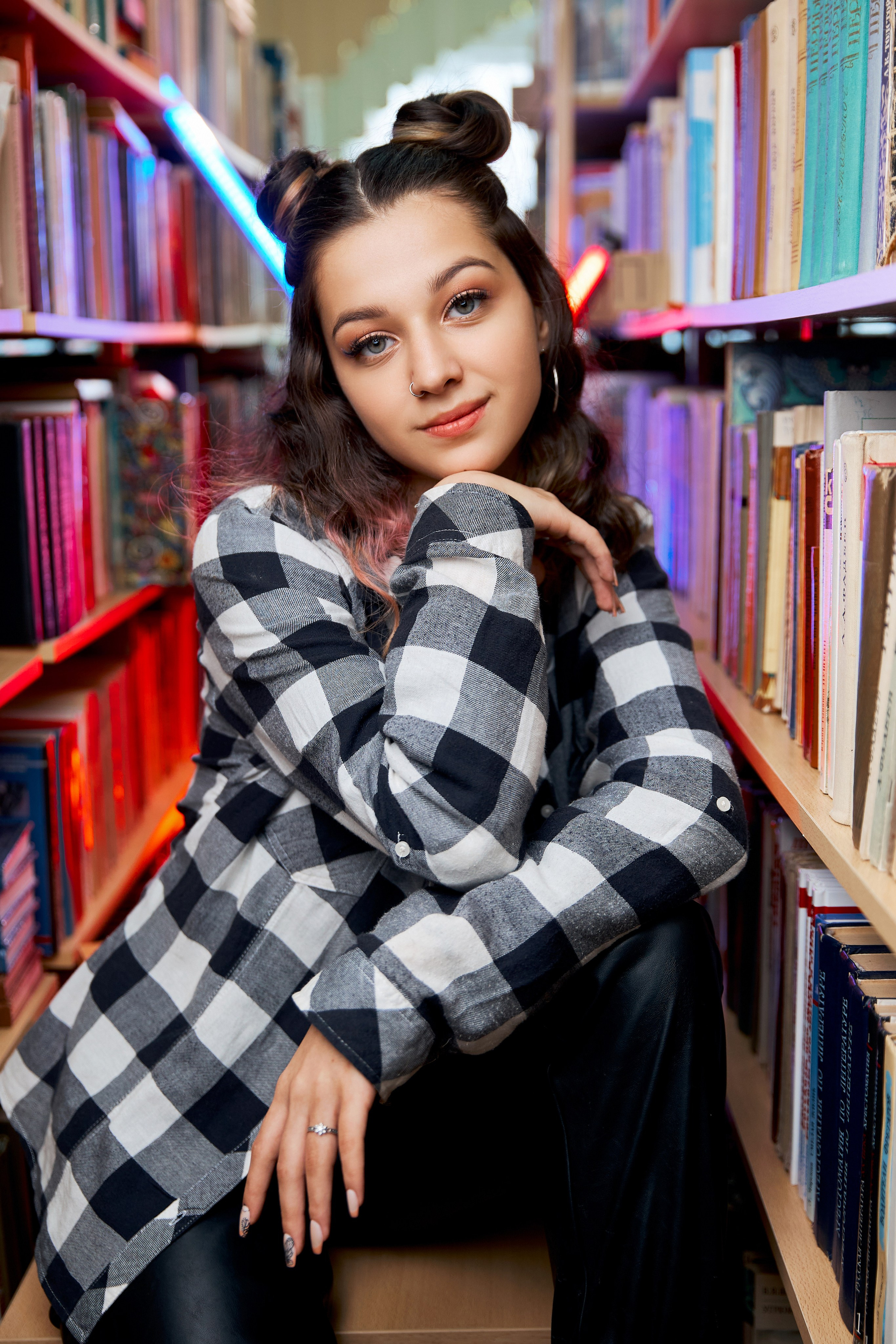 Старшие 9 — 11 классы. Выпускные альбомы в Рыбинске и Ярославле