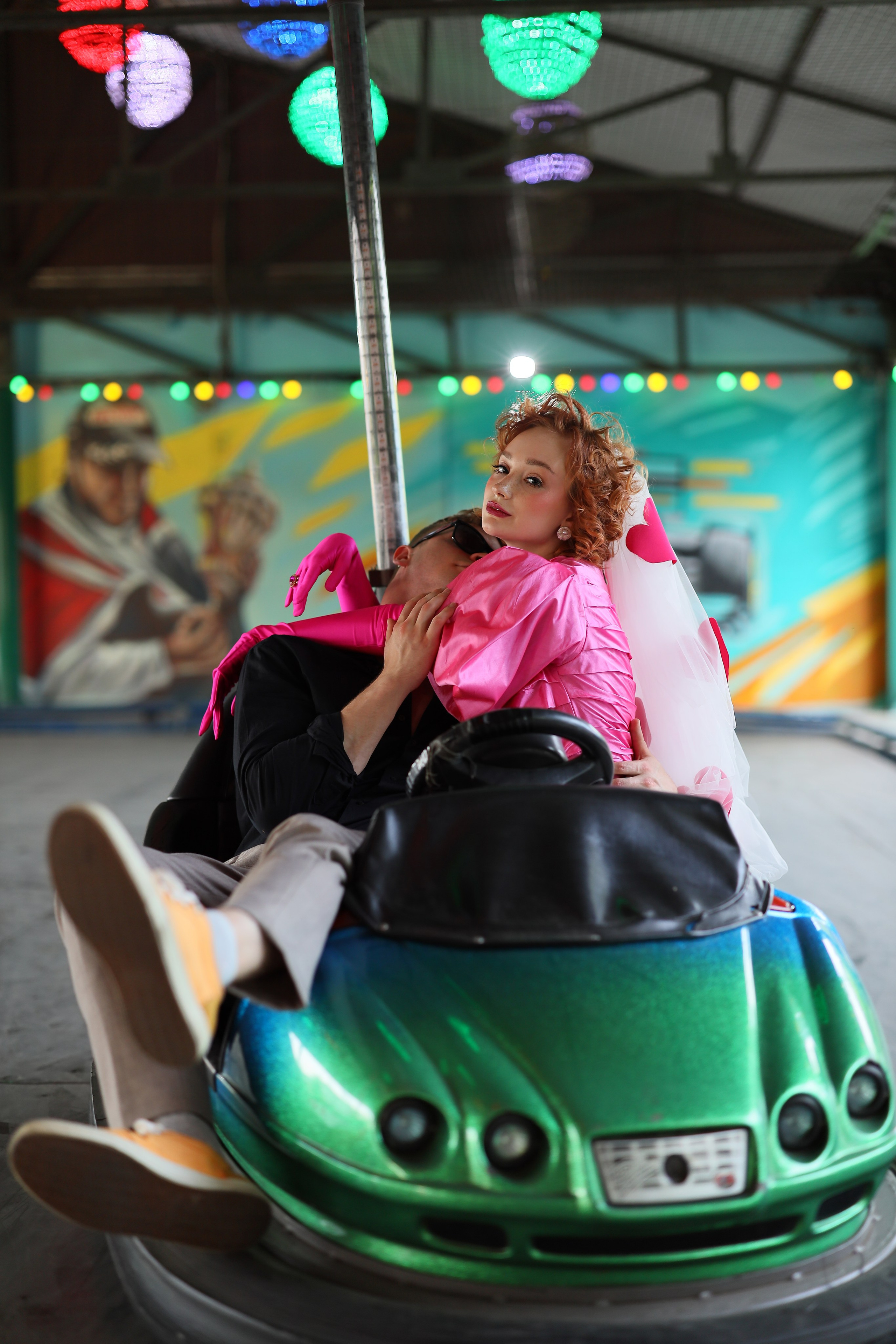 Свадебная фотосессия в парке аттракционов. Свадебный и семейный фотограф в Абхазии Жанна Соснина