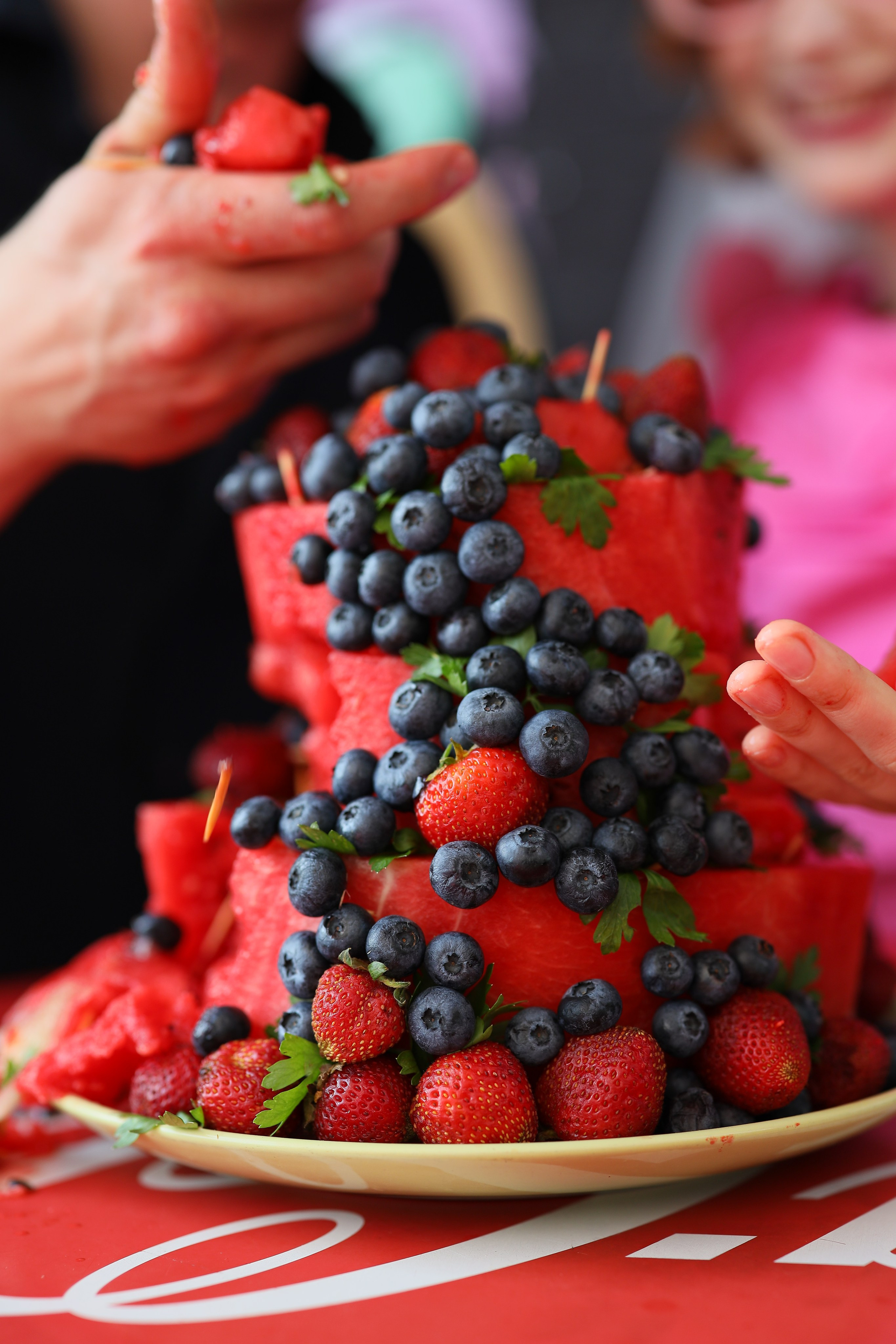 Свадебная фотосессия в парке аттракционов. Свадебный и семейный фотограф в Абхазии Жанна Соснина