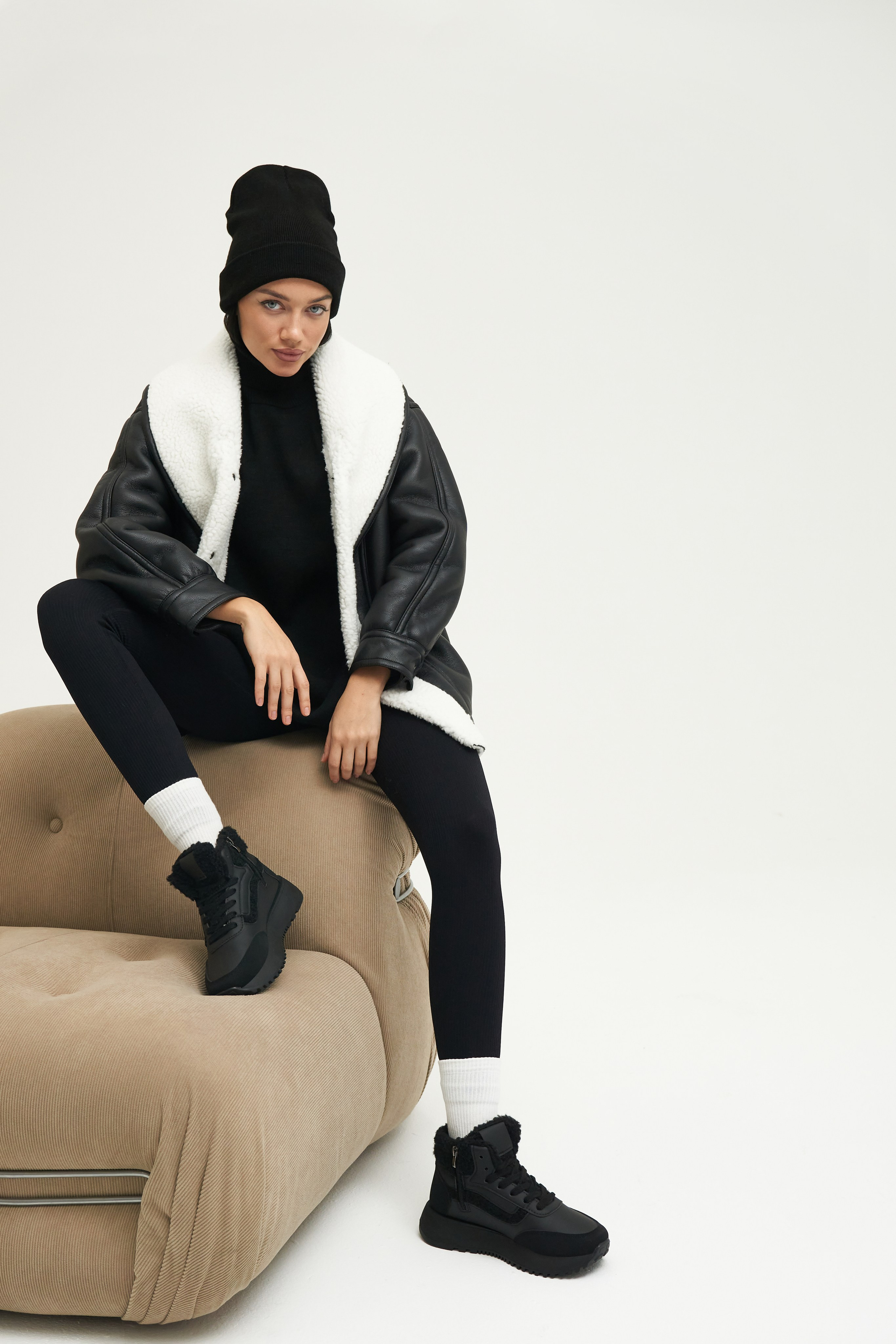 Обувь на модели + предметно. Фотограф Валерий Федяев | vallerzu