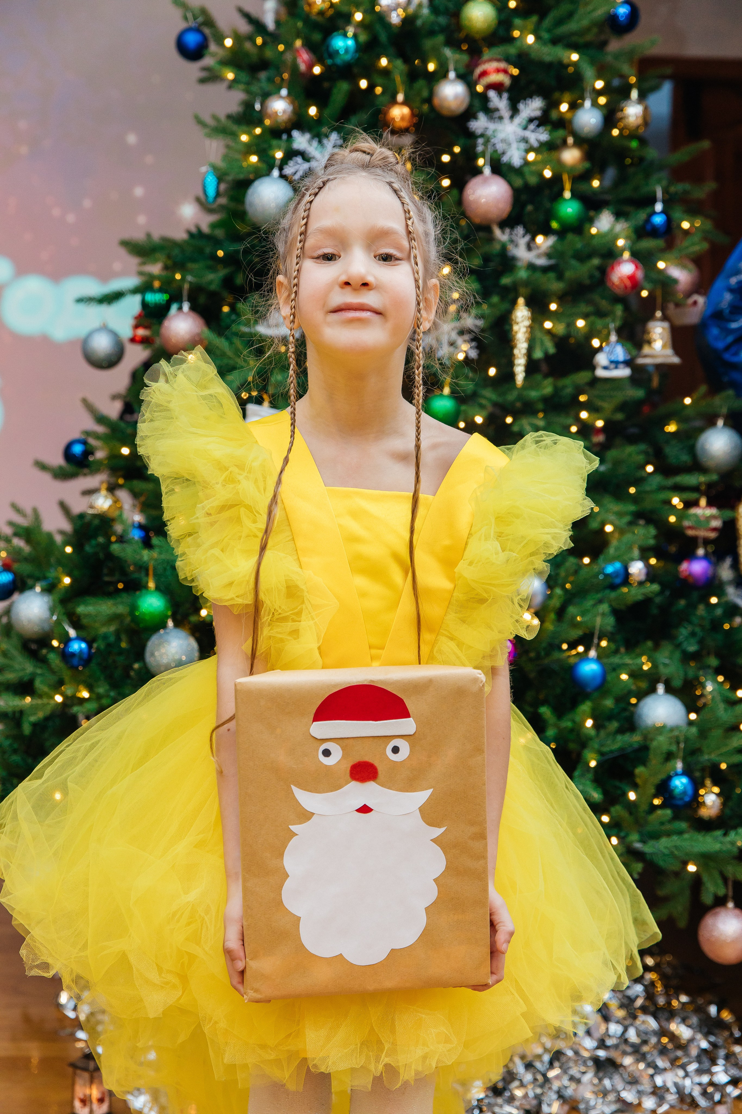 Детский сад № 93 — Утренник (27.12.2024). Свадебный и семейный фотограф Крамар Наталья