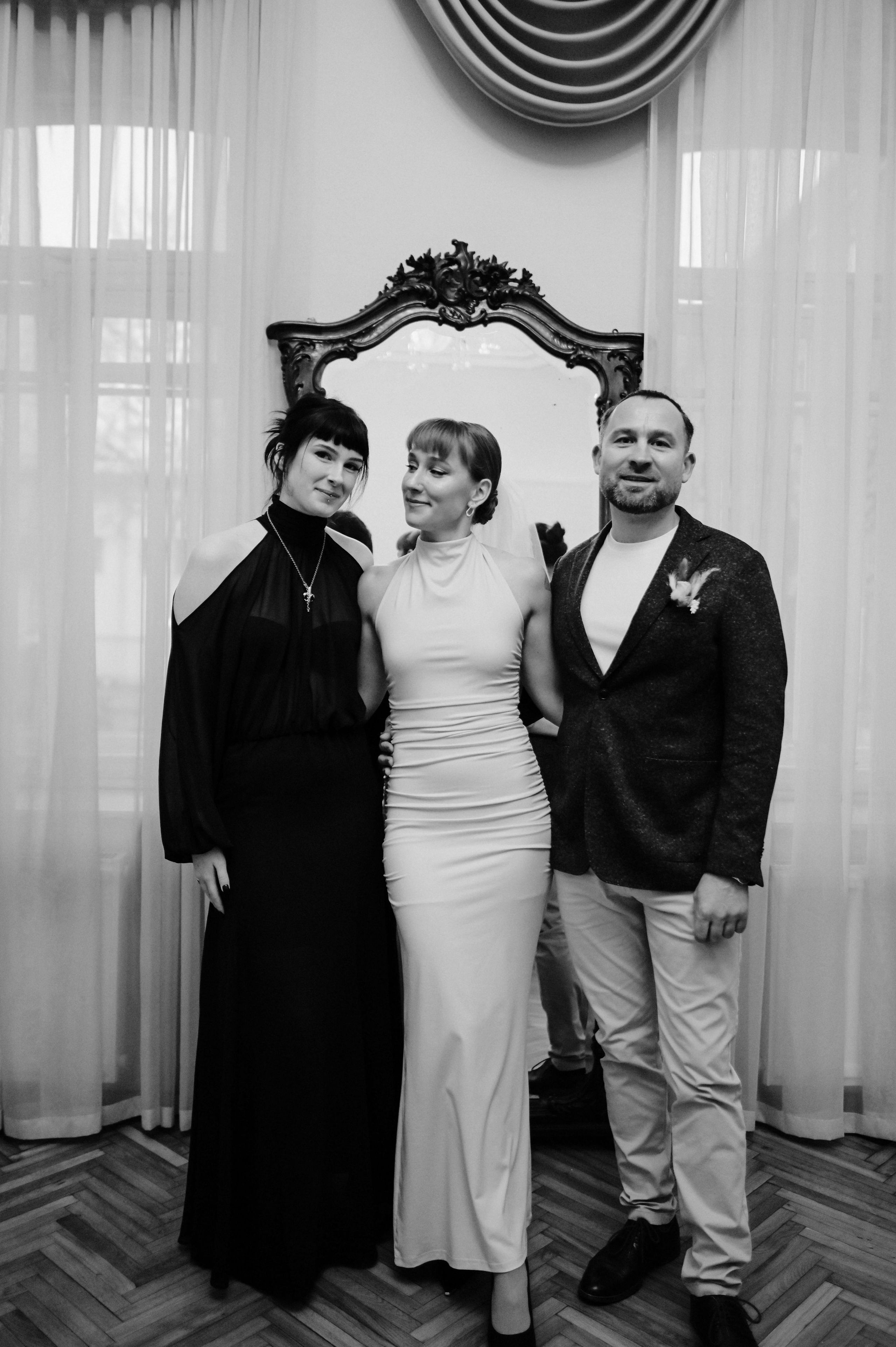 Свадебная прогулка. Ксения и Василий. Семейный и свадебный фотограф в Санкт-Петербурге Яна