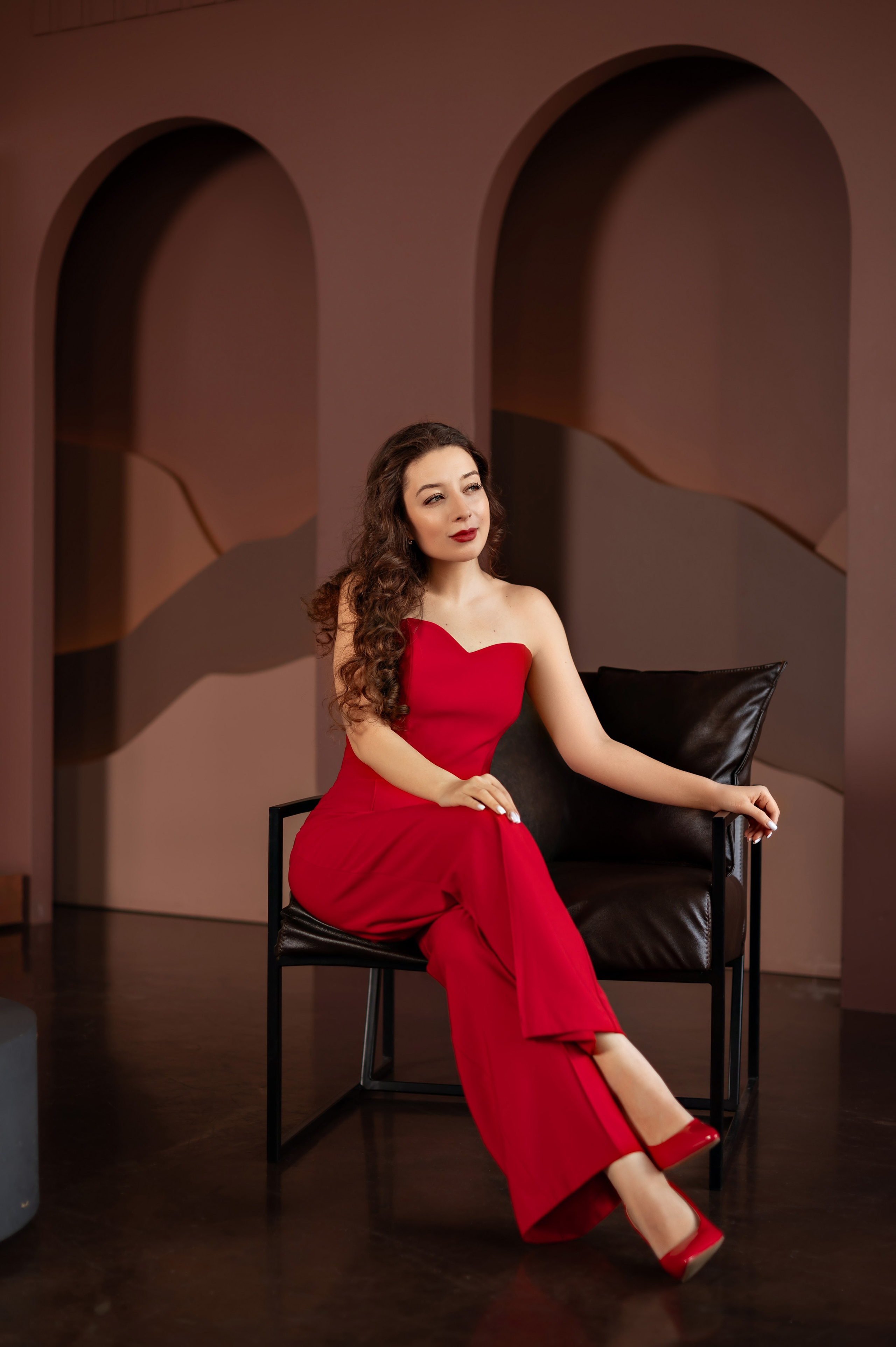 Cross+Studio, Зал Тесла. Детский и семейный фотограф г. Москва Оксана Катаджи