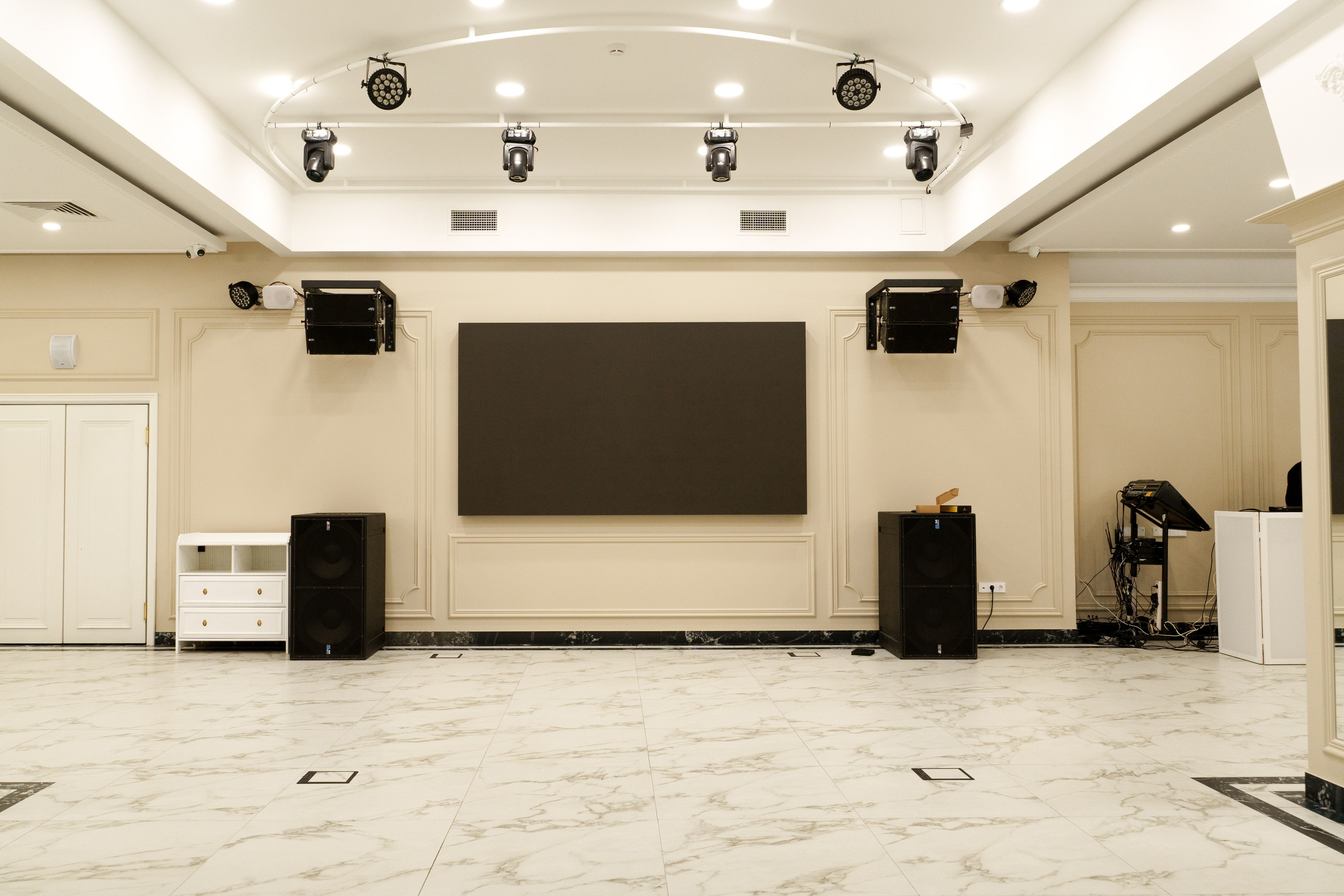 Банкетные залы. Иван Упоров — фотограф, рилсмейкер чебоксары