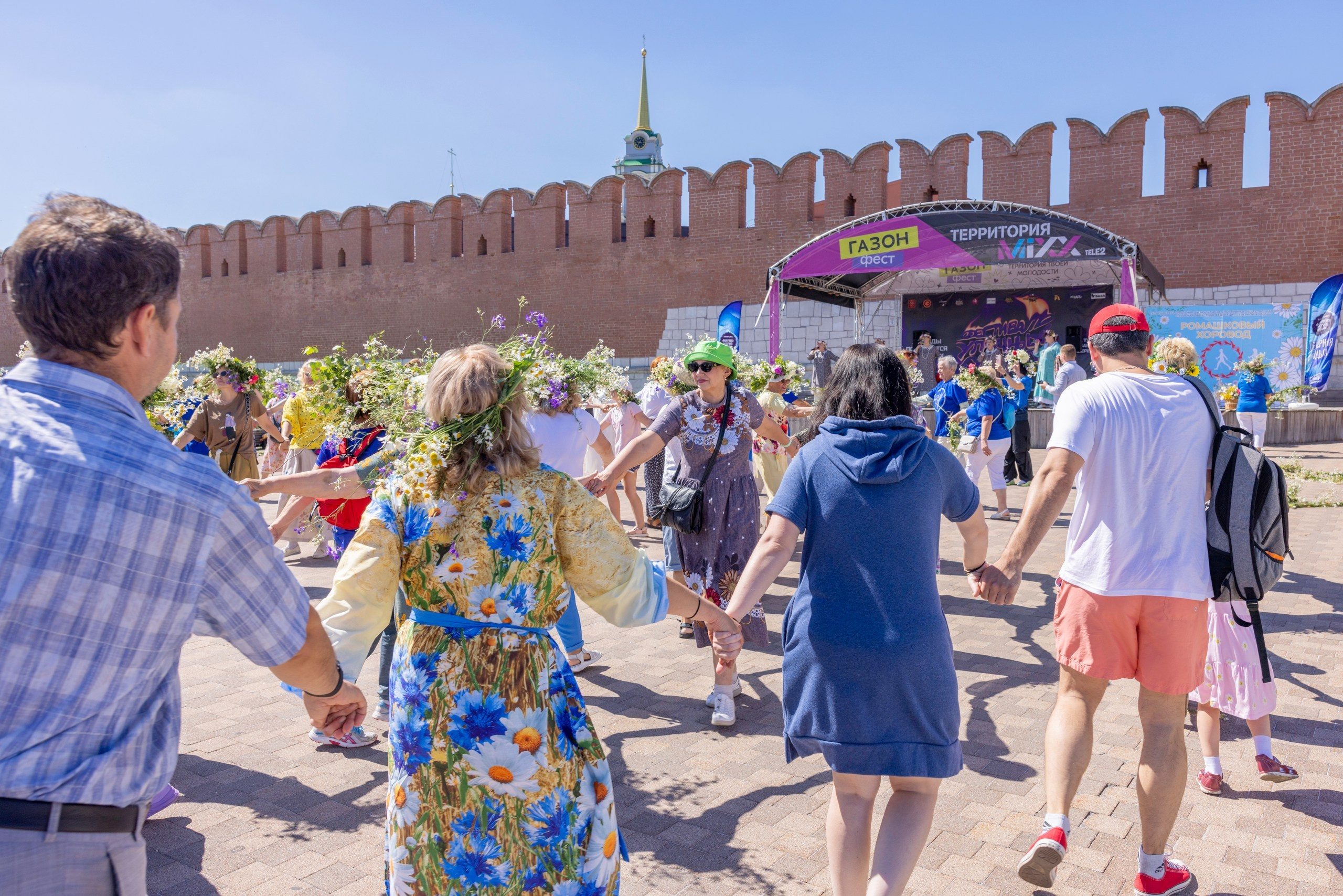 Фестиваль «Ромашковый хоровод». Северная ходьба. Фотограф в Туле Крупский АнДРей. Фотостудия «КАДР71» в Туле