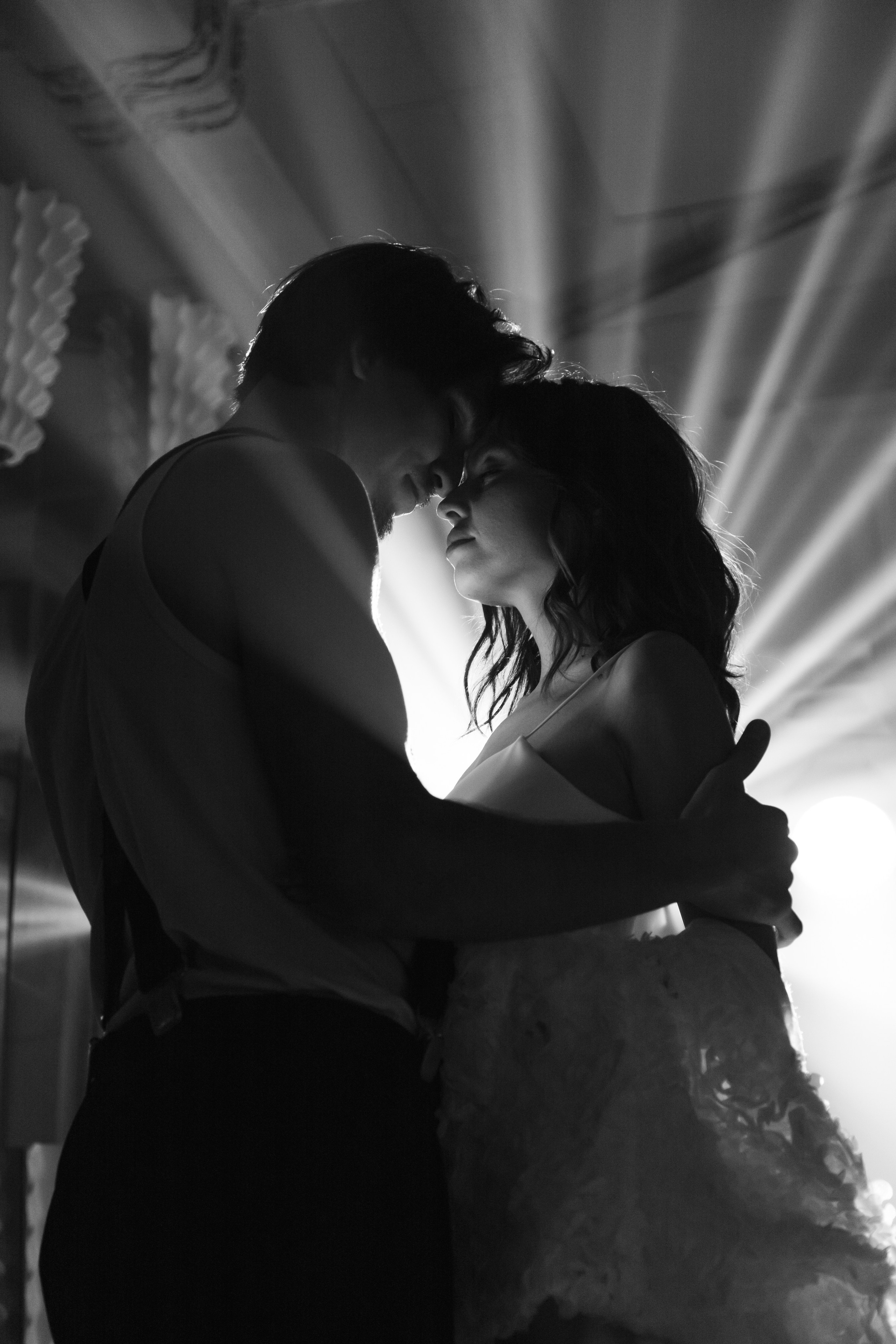 художественная свадьба, необычная идея для свадьбы, свадебный перформанс, свадьба в Геленджике, свадьба в Краснодаре, идея для свадьбы, современная свадьба, свадьба не как у всех, художественная свадебная фотография