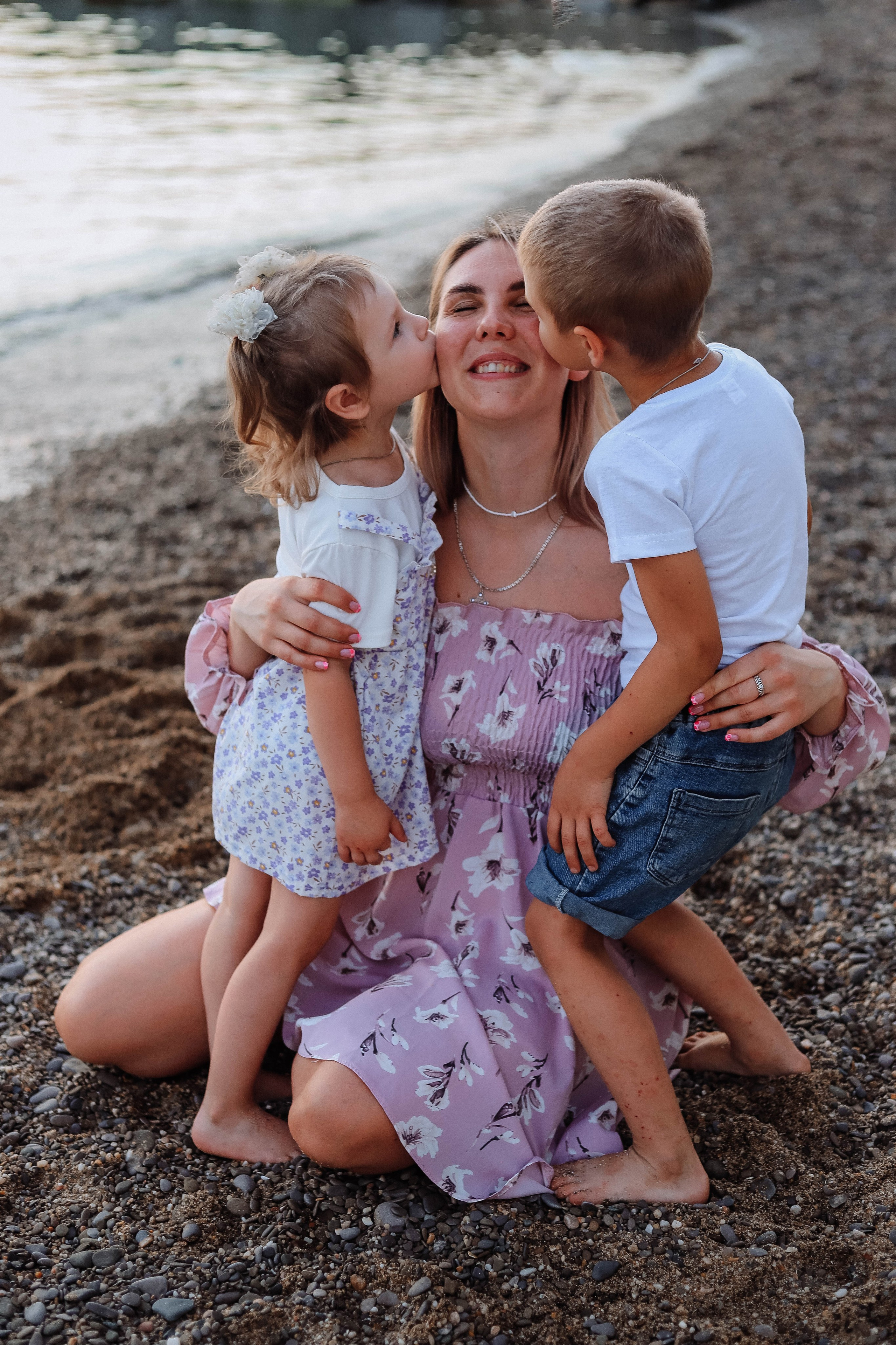 Ника и Тёма фотосессия на море. Женский/Детский фотограф в Симферополе Вероника Слепогина