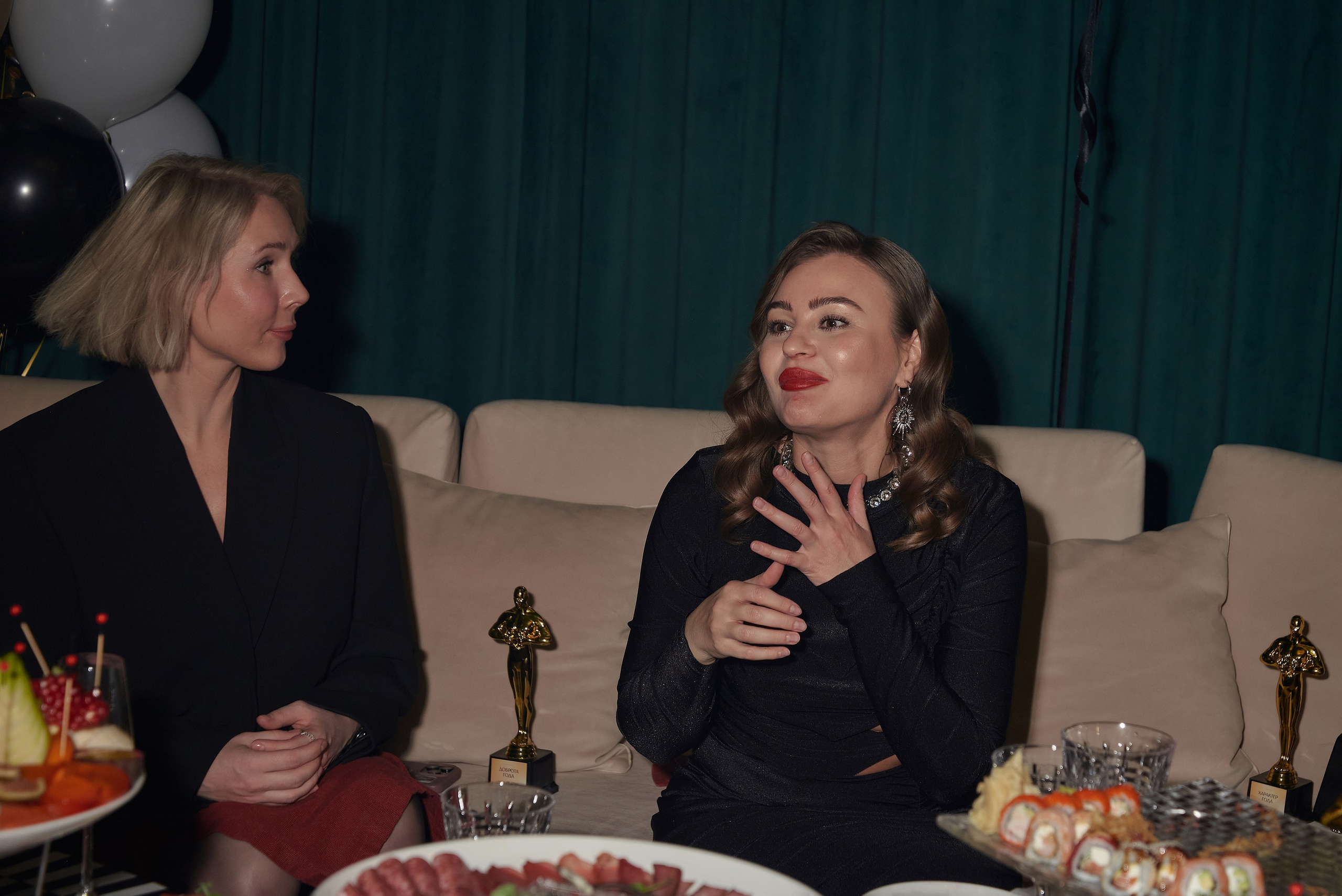 День рождения Светланы Пинигиной в караоке Divas. Наталия Дианова — фотограф для брендов и экспертов в Москве