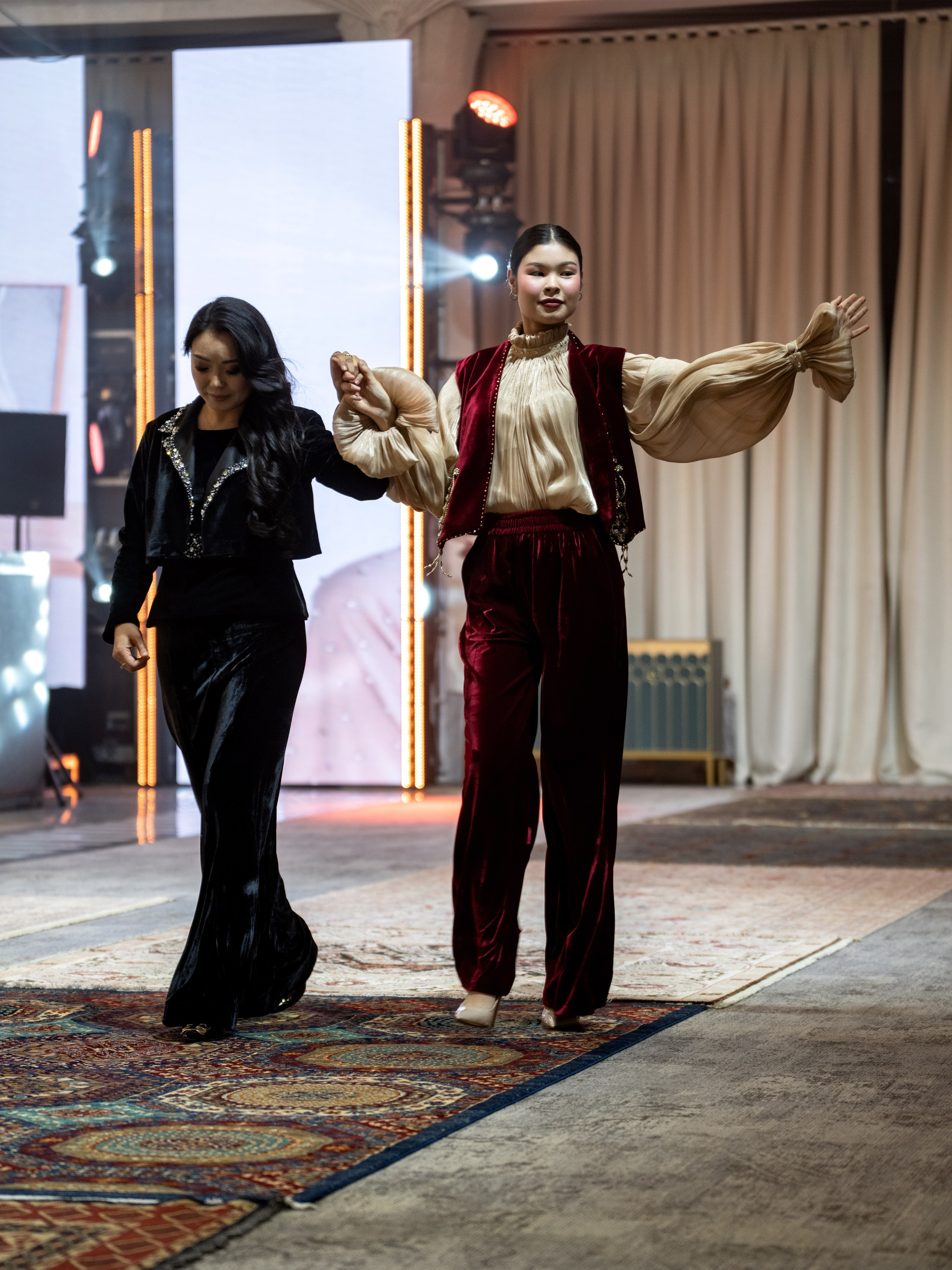 Khanshaiym brand. Сайт Алматинского НЮ АРТ, будуар и фэшн фотографа Дениса Карпенко