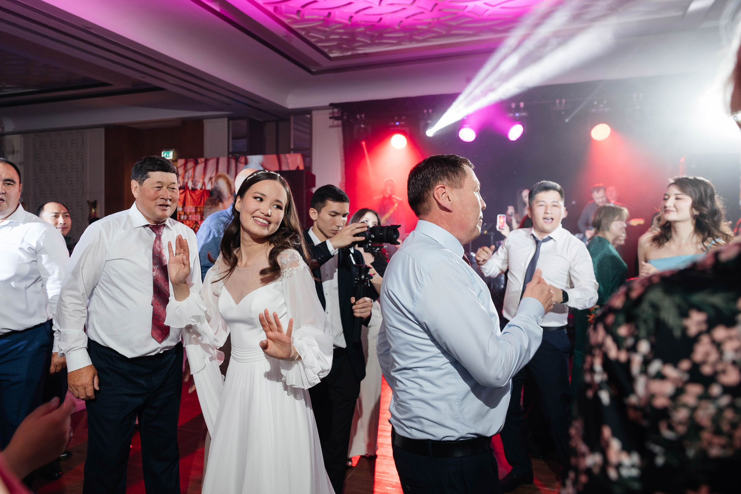 Alina Uzatu. Профессиональный фотограф в городе Астана/Алматы Даурен Сембаев