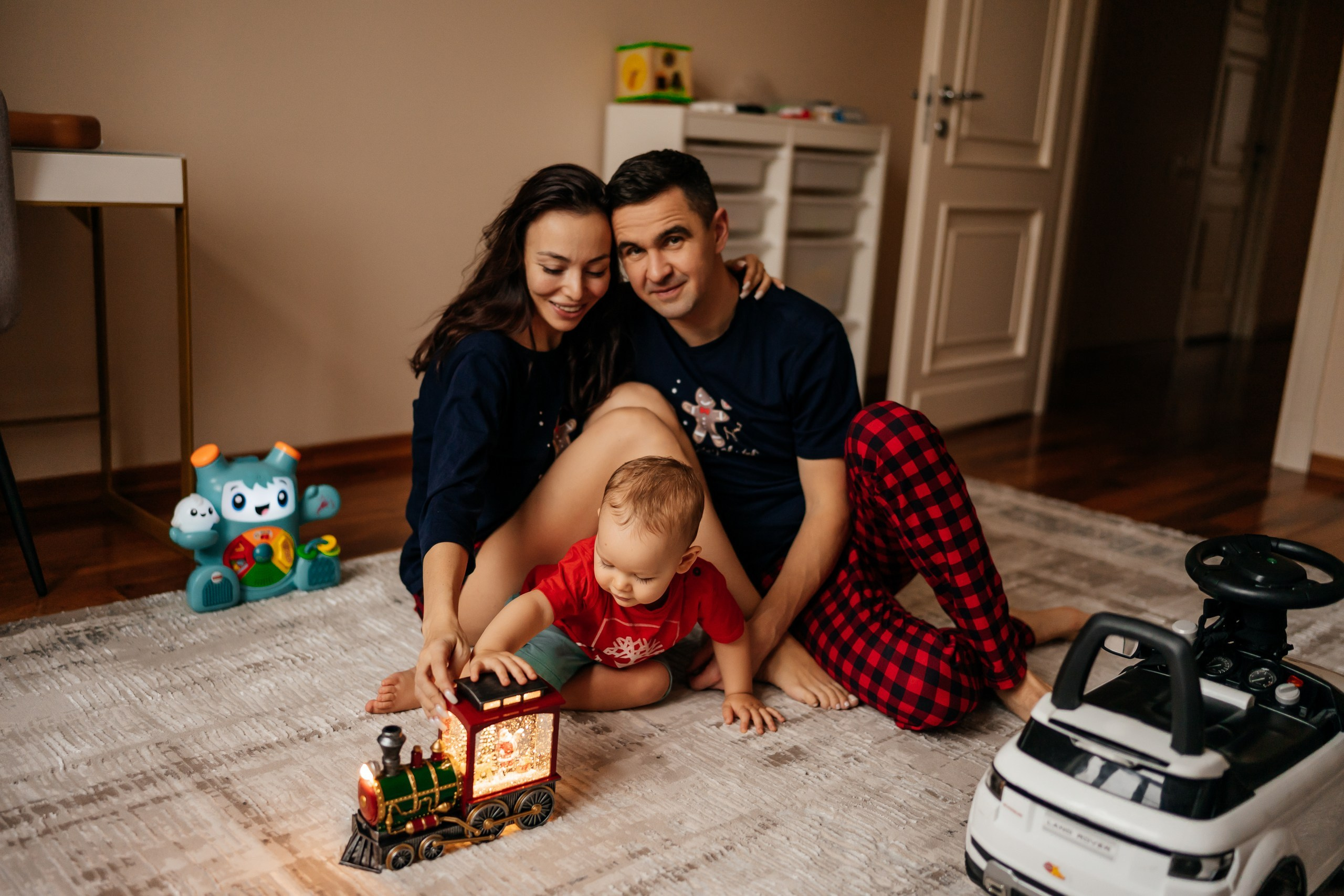 Семейная фотосессия дома. Семейный фотограф в Москве Ирина Жур
