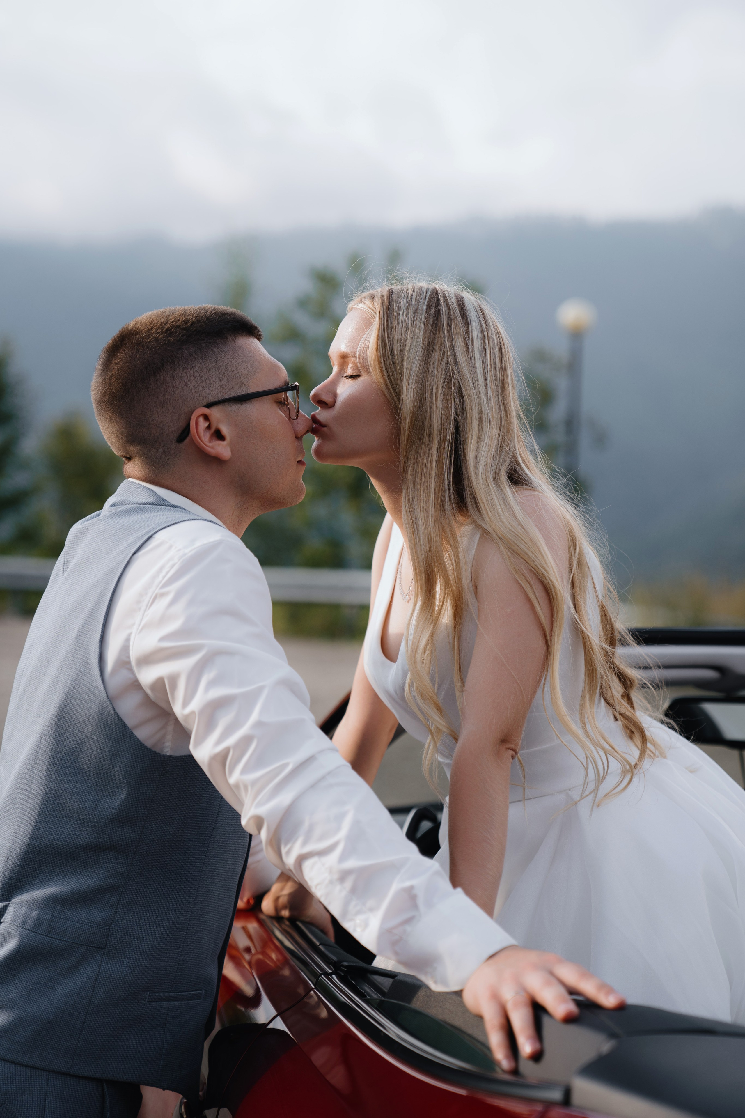 Свадебный фотограф Сочи Адлер Красная поляна фототур на кабриолете. Свадебный фотограф в Сочи и Адлере — Фотосессии на море и в горах | Виктор Рогулев