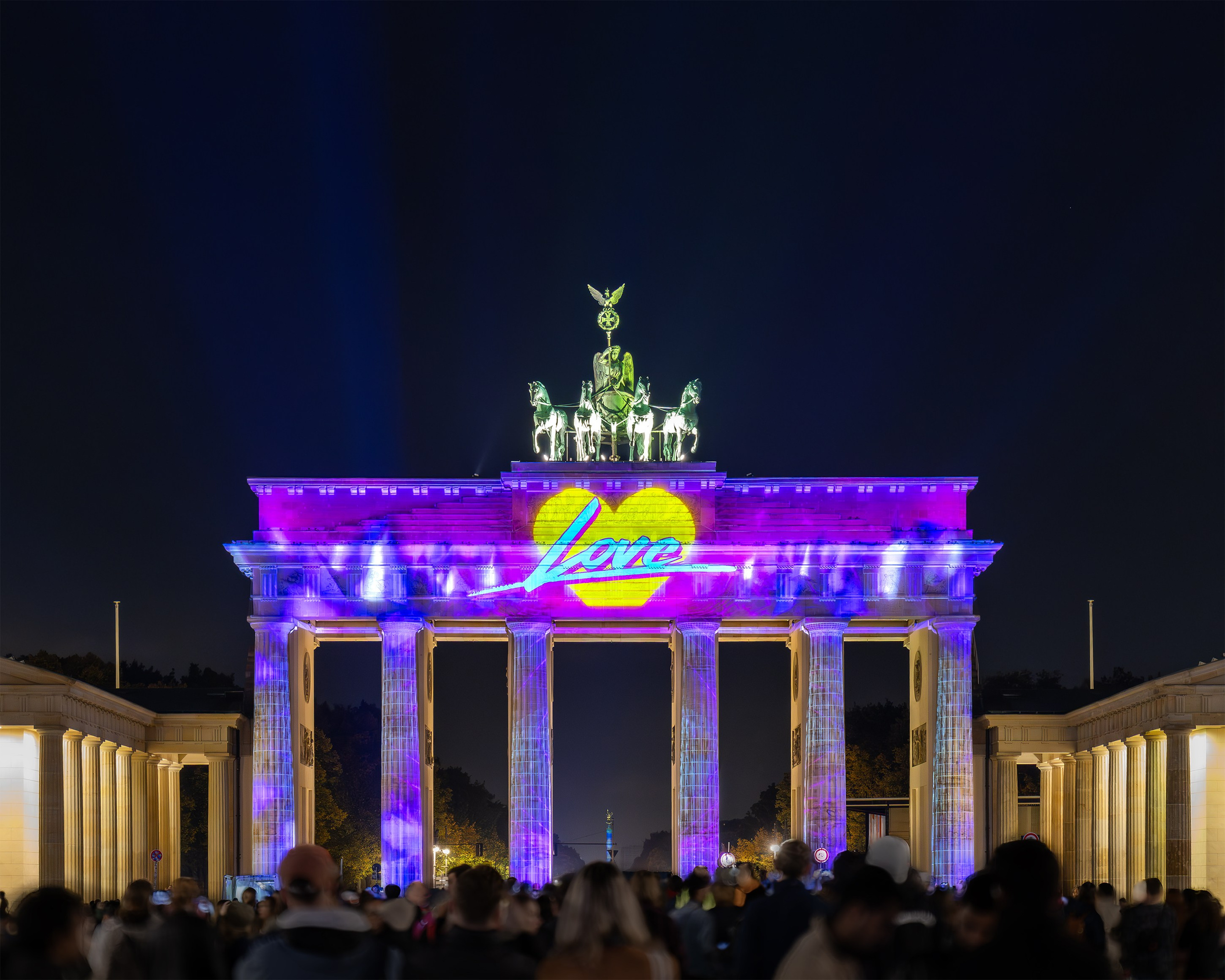 Projection Mapping. Tony Nomadic