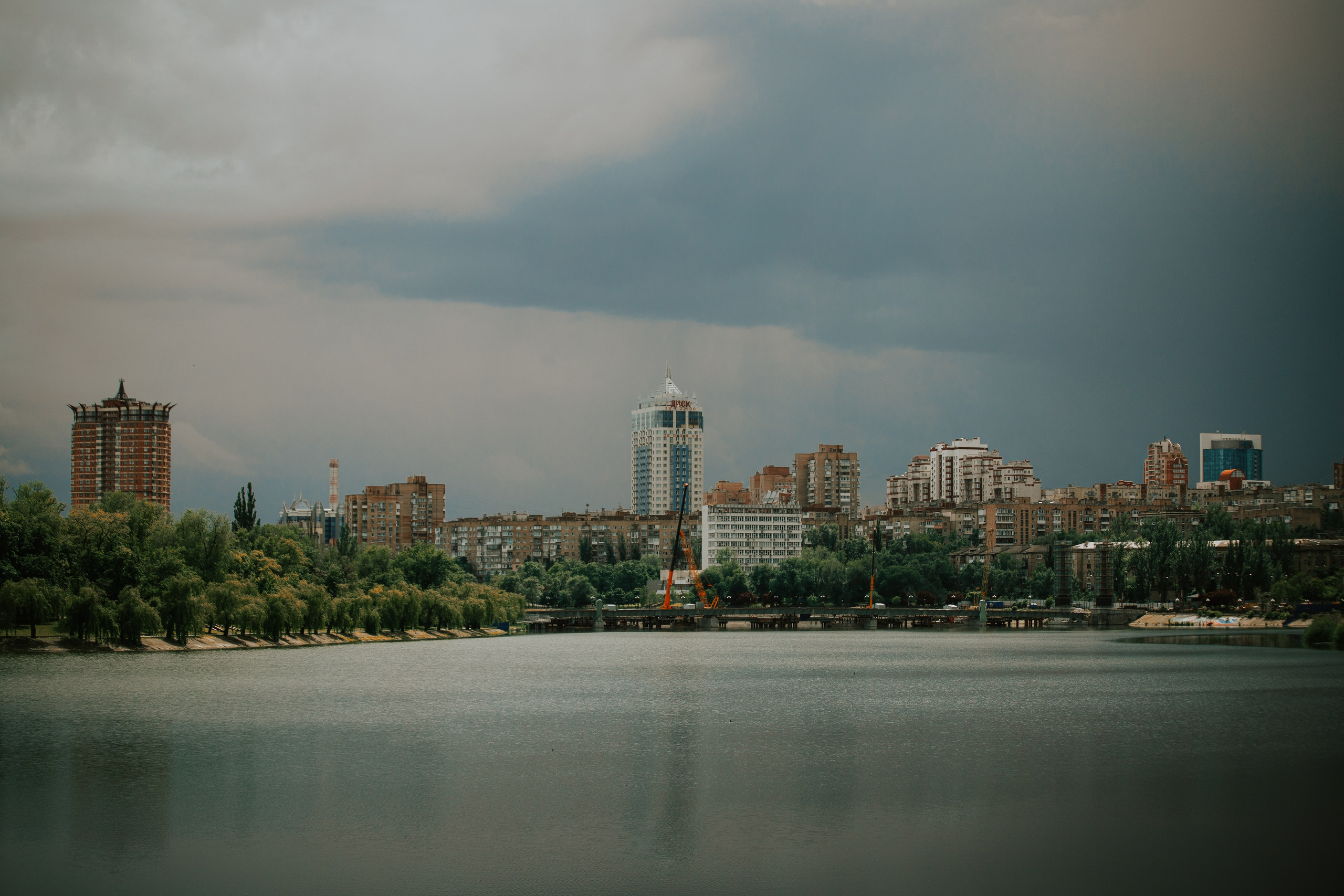 Город вокруг меня. Фотограф. Пейзажи, макро, портреты. Город Енакиево, без границ в съёмке