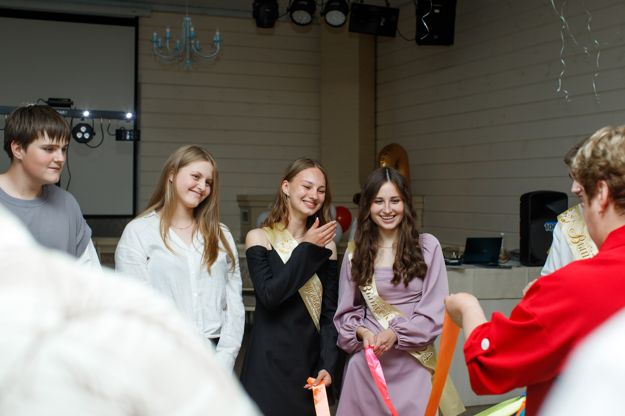 9 класс / Школа № 14 / Выпускной / г. Пушкино. Детский и семейный фотограф Мария Киселёва. Москва