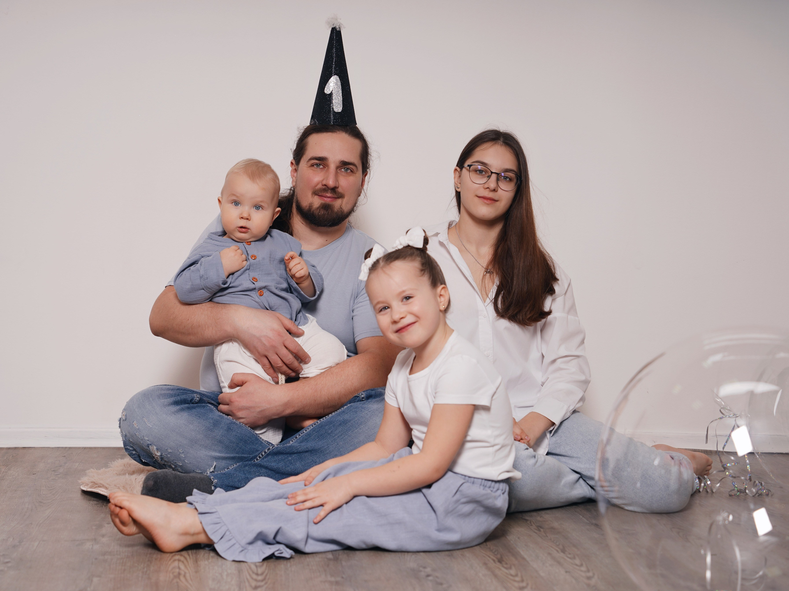 Грише 1 годик. Семейная съёмка в моей студии. Событийный фотограф Анна Курникова