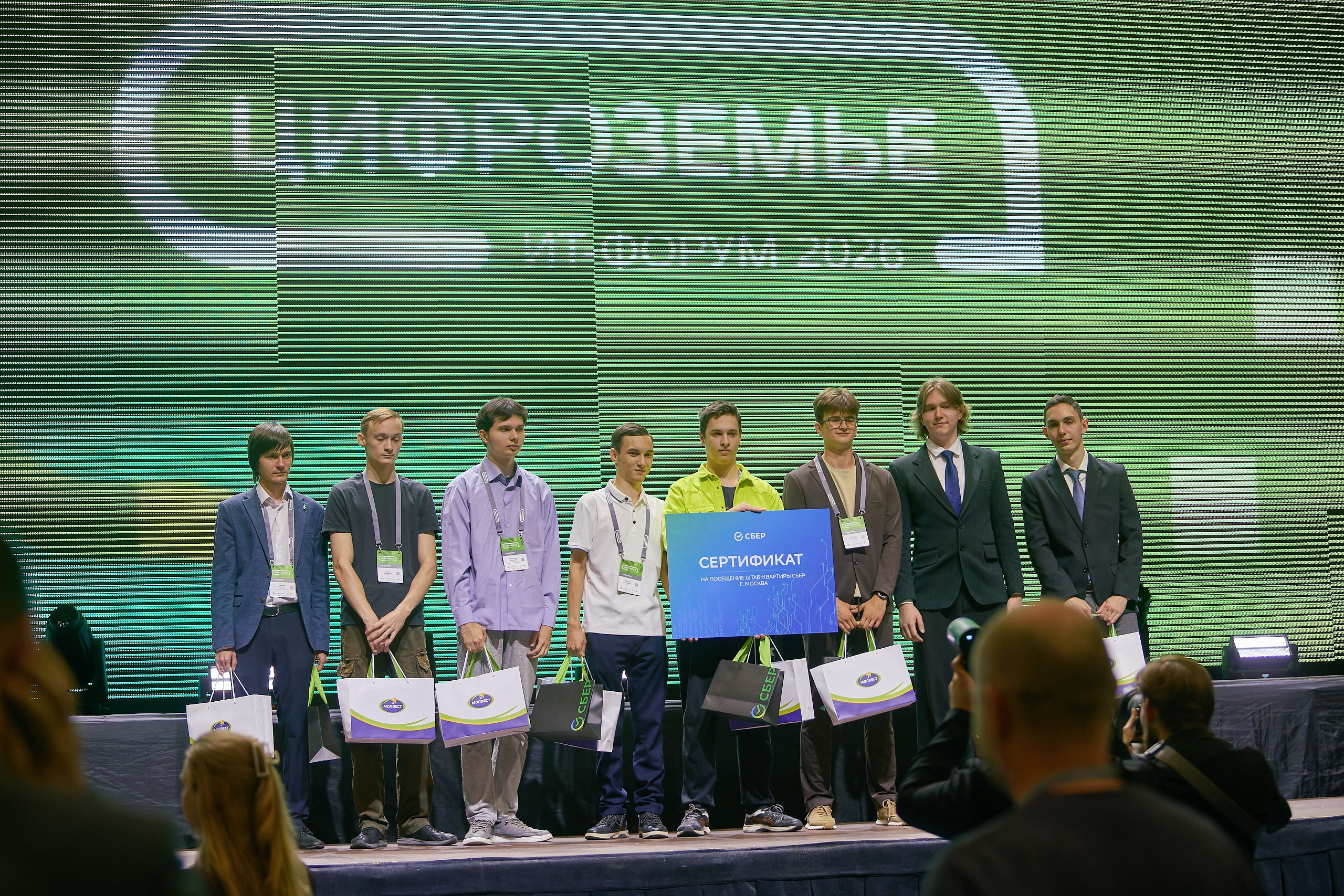 Цифроземье-2026. Марк Шишкин — репортажный фотограф в Воронеже и России