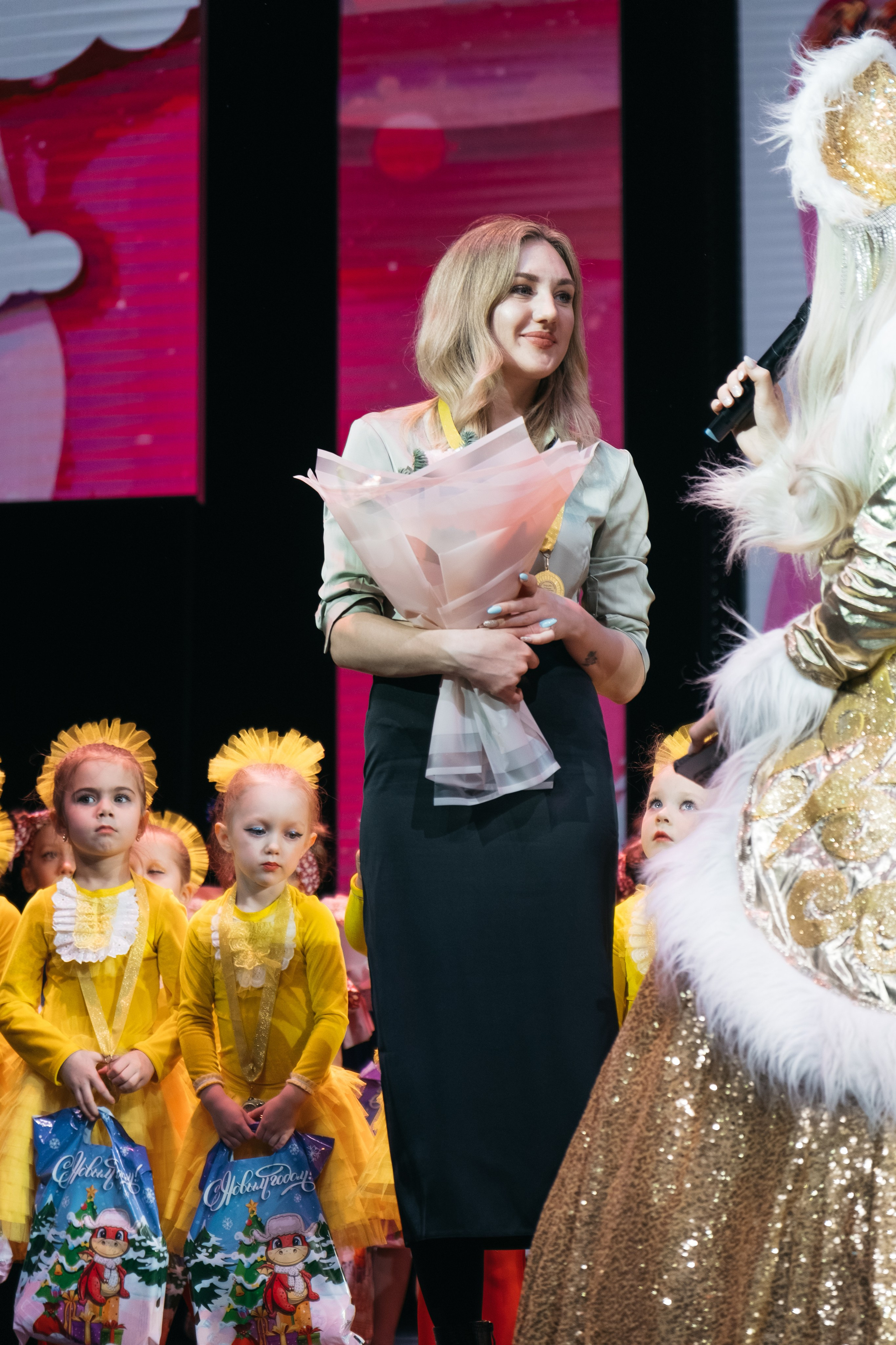 СурГУ 23.12.23. Репортажный и свадебный фотограф в Сургуте