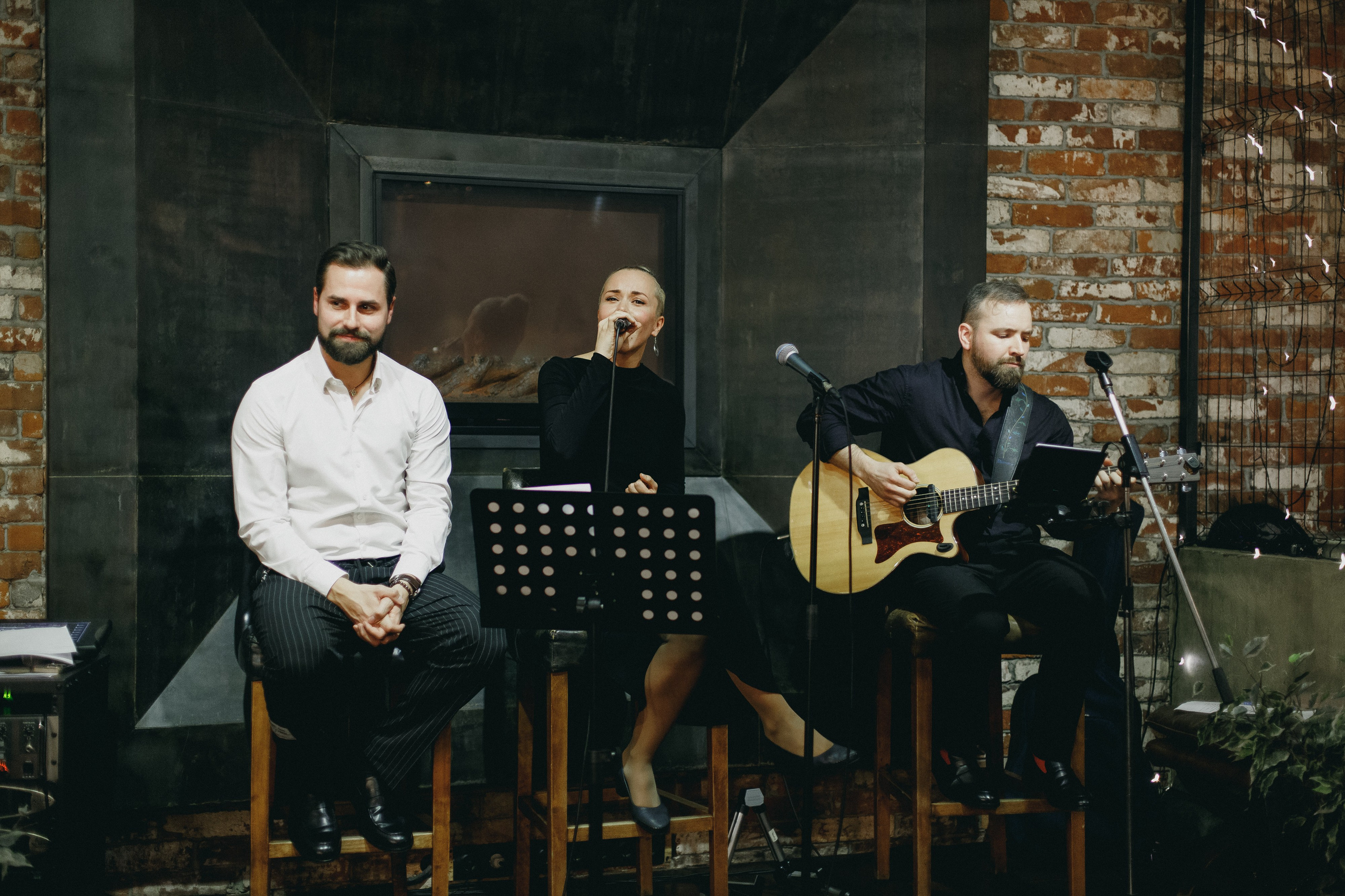 Музыкально-поэтический вечер с Иваном Засухиным. СВОИ. ФОТООТЧЕТЫ-СОБЫТИЯ-МЕСТА